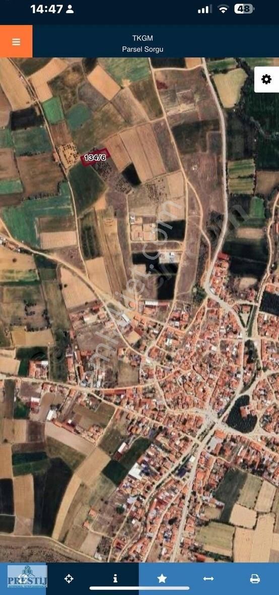 Çıkrık Kasabasında Yetişmiş Ağaçları Olan Satılık İmarlı Arsa
