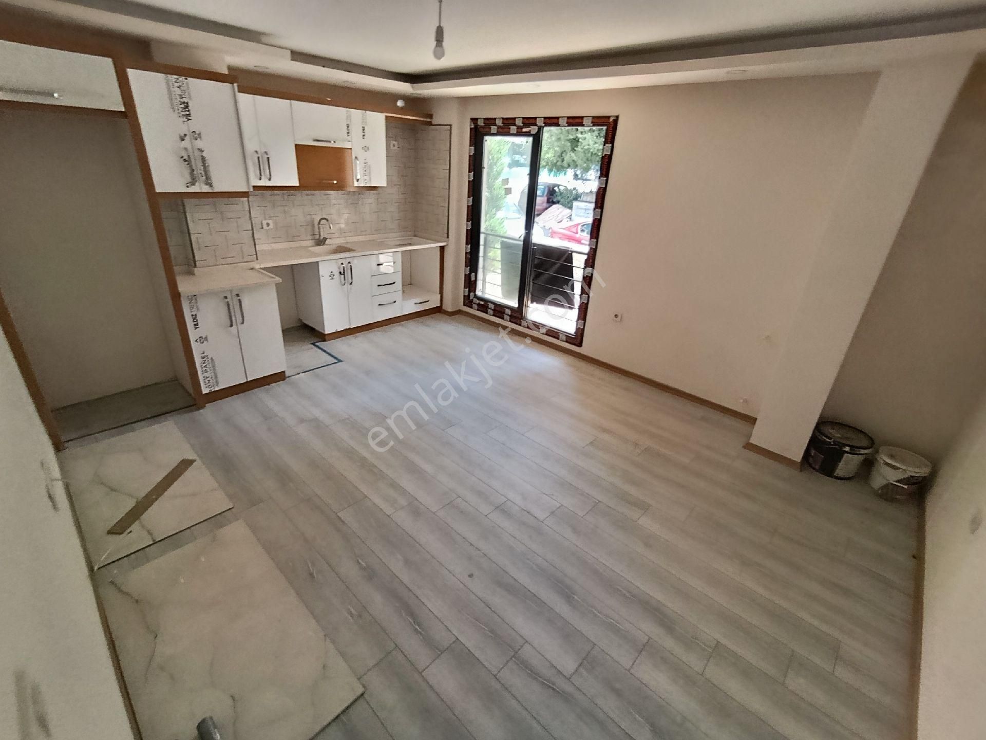 Didim Efeler Mahallesinde Satılık 1+1 Sıfıryü Ksek Giriş Aire