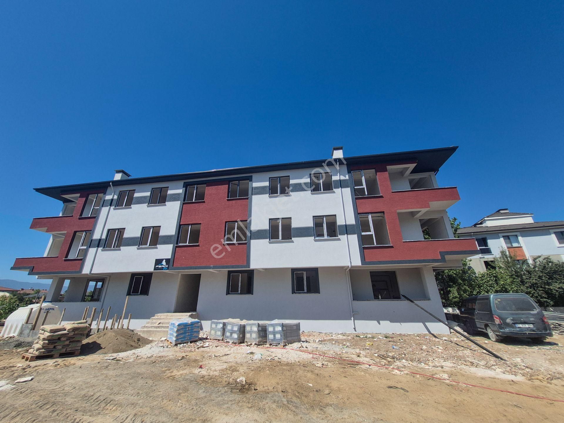 Hak Emlaktan Derelitütüncü Mahallesinde Satılık 3+1 Fırsat Daire
