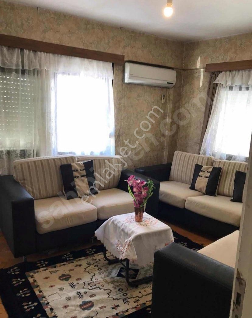 Karataşda Eşyalı Sahile 5 Dk Metro Yakını Daire