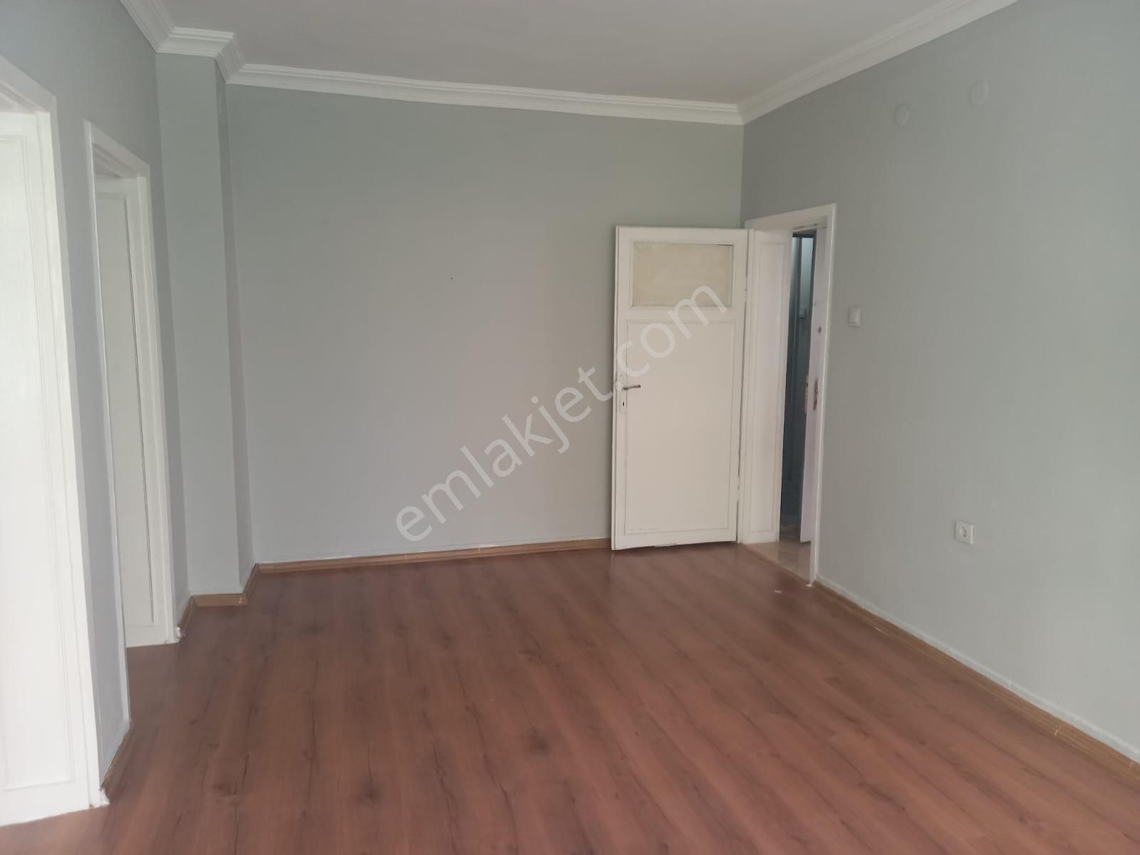 Sülünoğlu Emlak.tan Özevler Mah Kiracılı Satılık 3+1 Daire