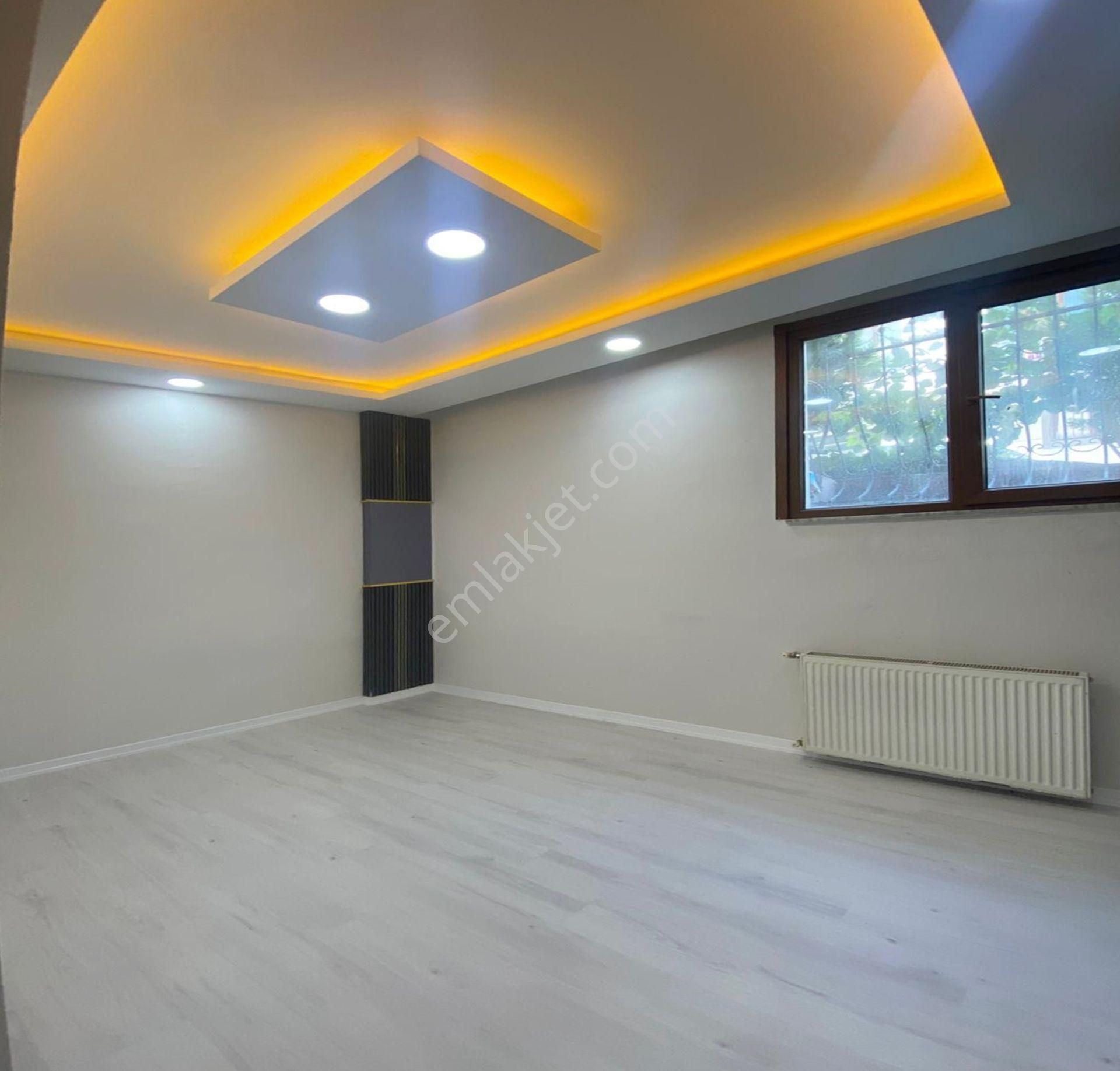 Bahçeşehir 2. Kısım Lokasyonunda Yatırıma Uygun 1+1 Daire