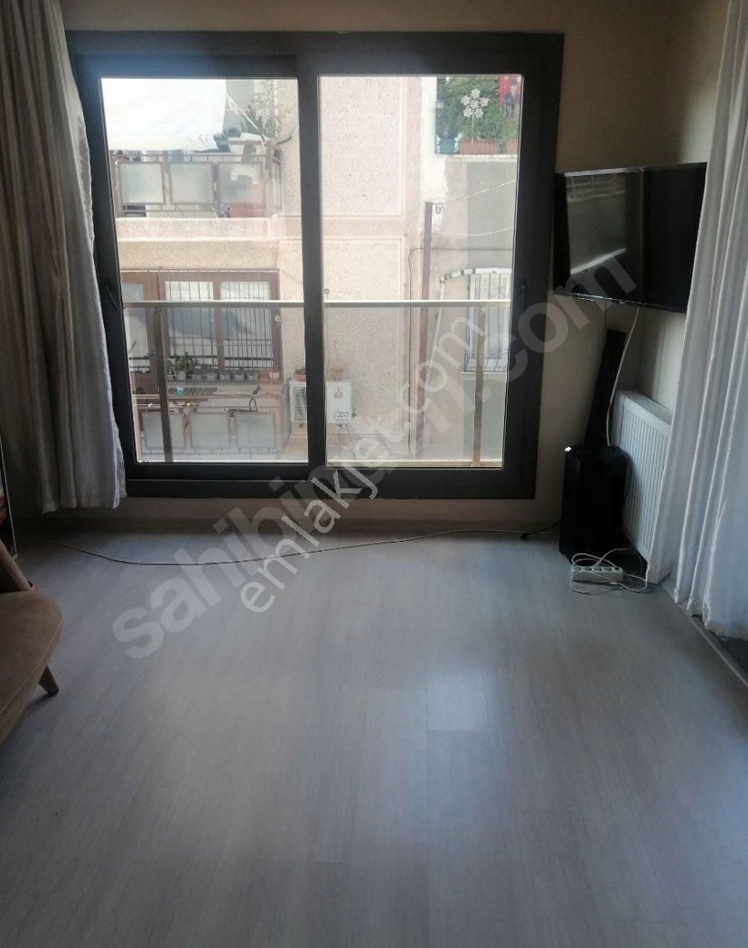 İzmirpark Avm Karşısı 2+1 Kısmi Eşyalı Kiralık Daire