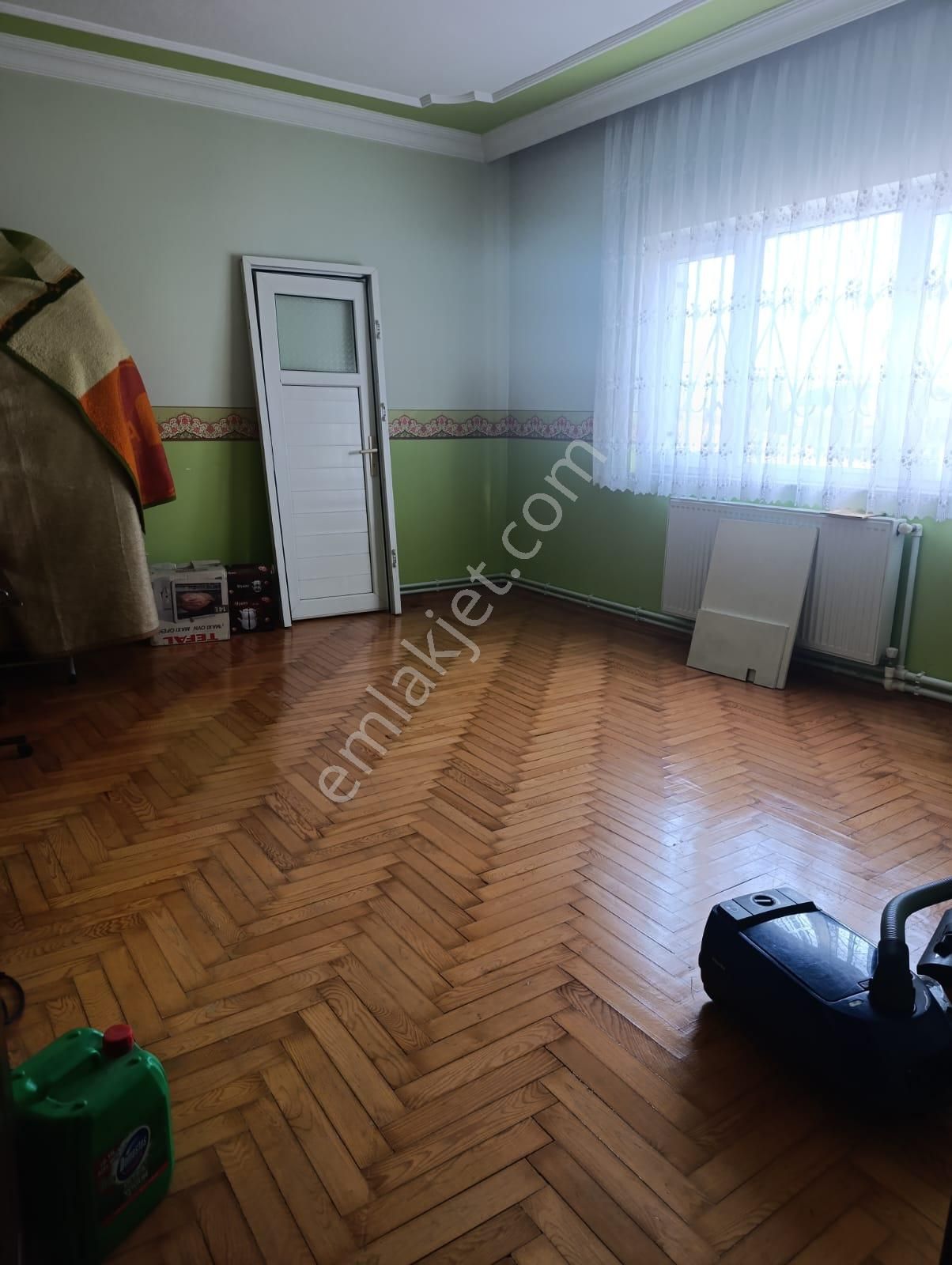 Şarkışla Hsk Rönesans Emlaktan Esentepede Satılık 2 Katlı Ev Ve Müştemilat - Görsel 13