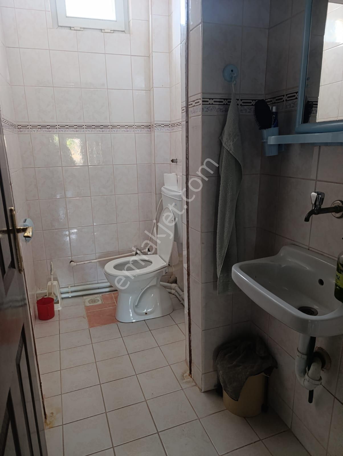 Şarkışla Hsk Rönesans Emlaktan Esentepede Satılık 2 Katlı Ev Ve Müştemilat - Görsel 14