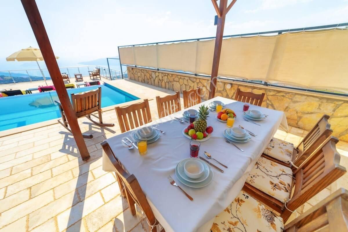 Antalya Kaş Lüks Kiralık Villa- Villa Donat