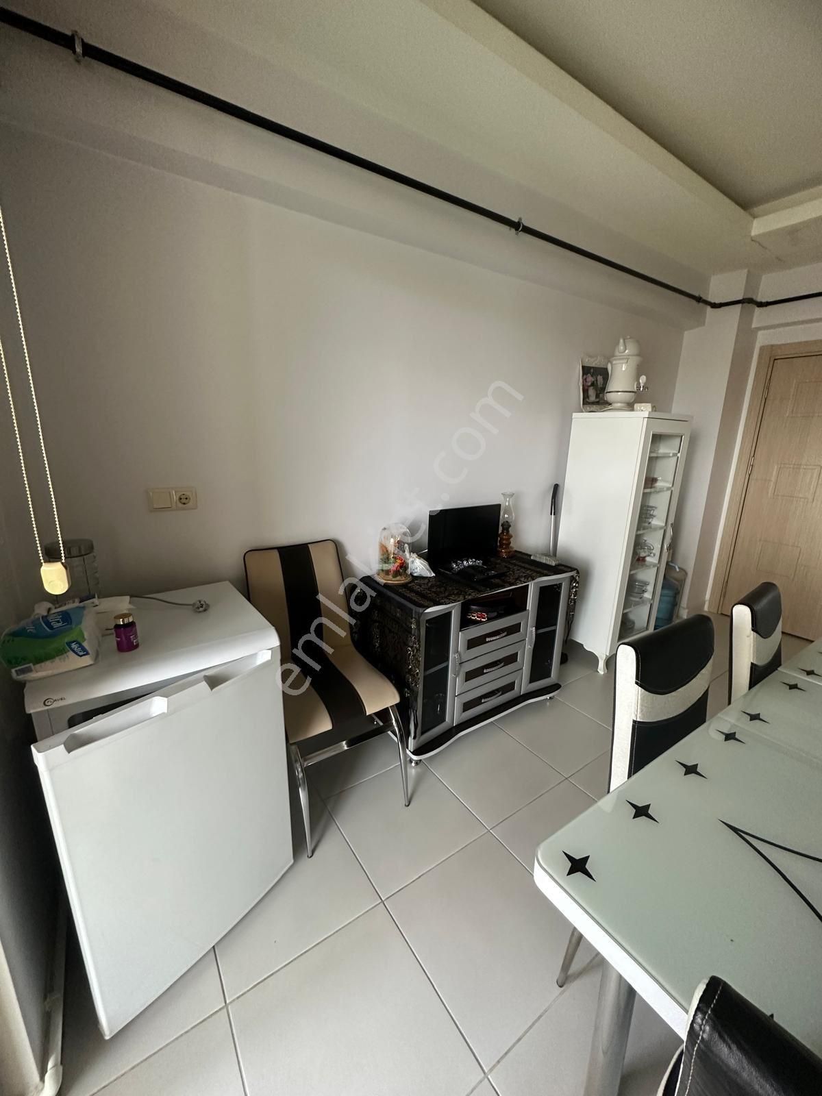 Selçukta 3+1 Ara Kat Asansörlü Satılık Daire - Görsel 9