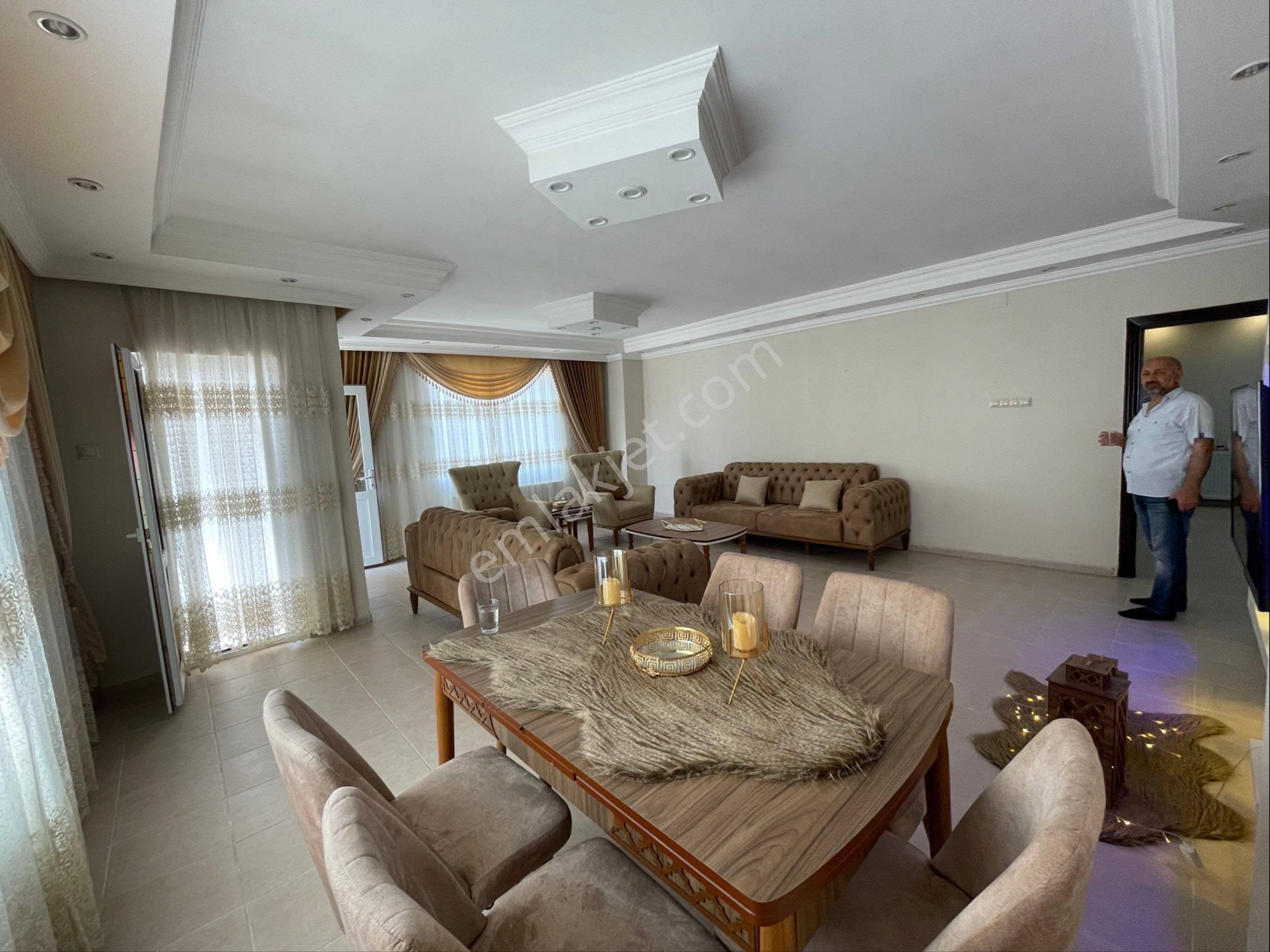 Palmiye Mahallesi 3+1 200 M2 - Görsel 6