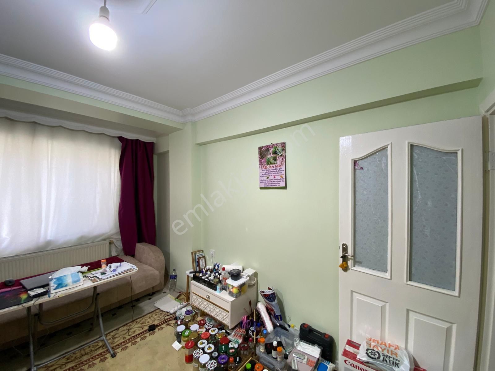 Acil Yenimahallede Satılık 2+1 Fırsat Arakat Daire - Görsel 14