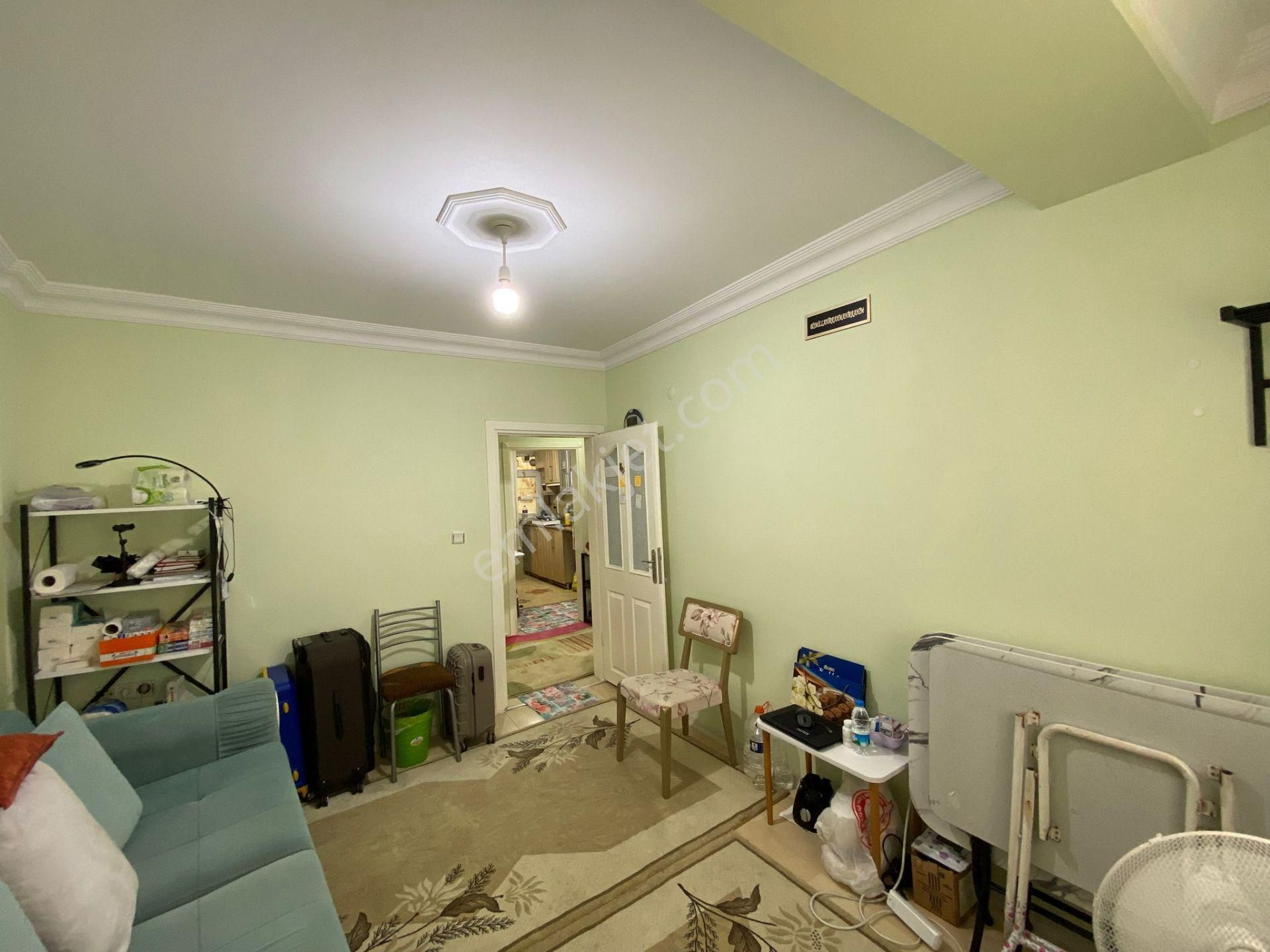 Acil Yenimahallede Satılık 2+1 Fırsat Arakat Daire - Görsel 4