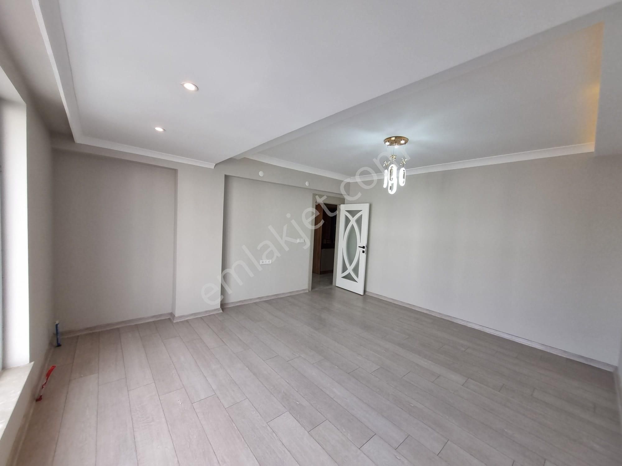 Satılık 2+1 Daire Yenikent Mustafa Kemal Mahallesinde - Görsel 3