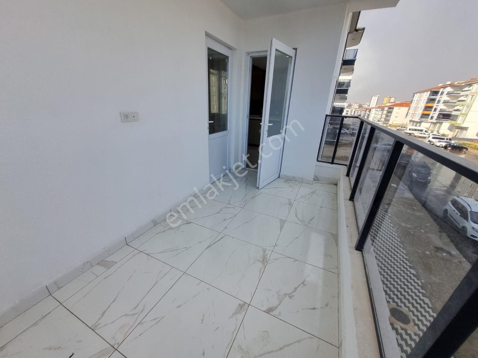 Satılık 2+1 Daire Yenikent Mustafa Kemal Mahallesinde - Görsel 13