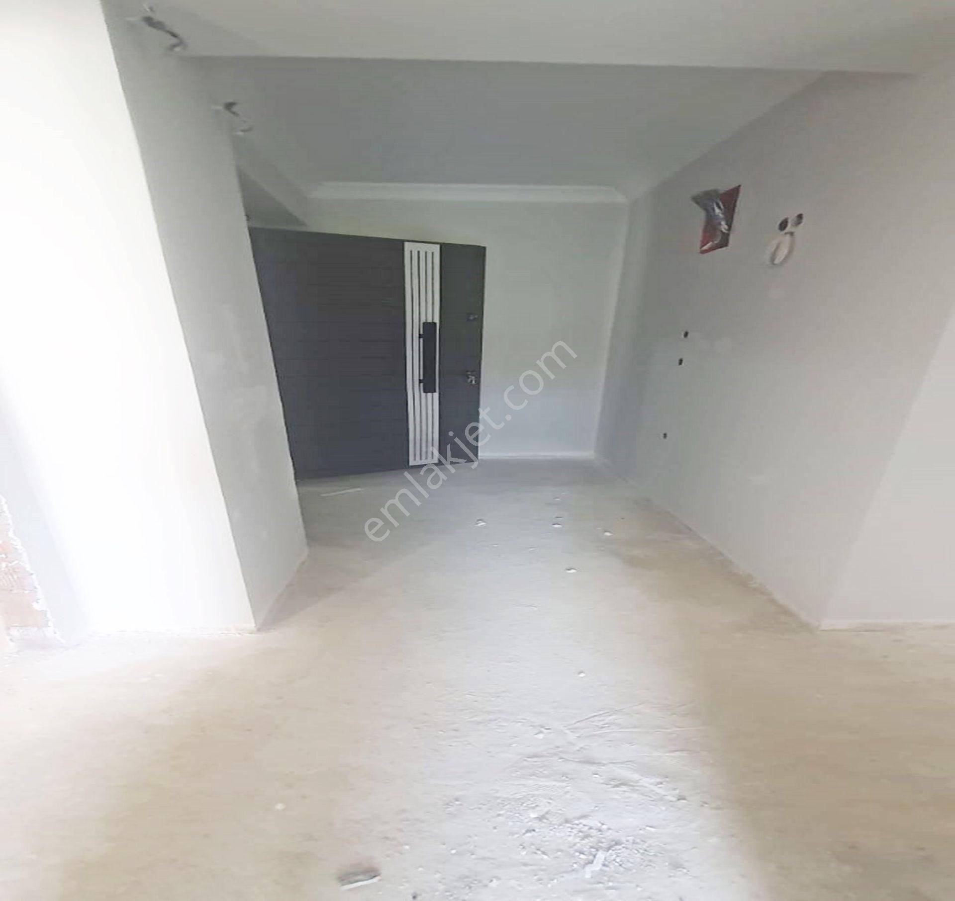 Sultaniyede Satılık Sıfır 2+1 Daireler