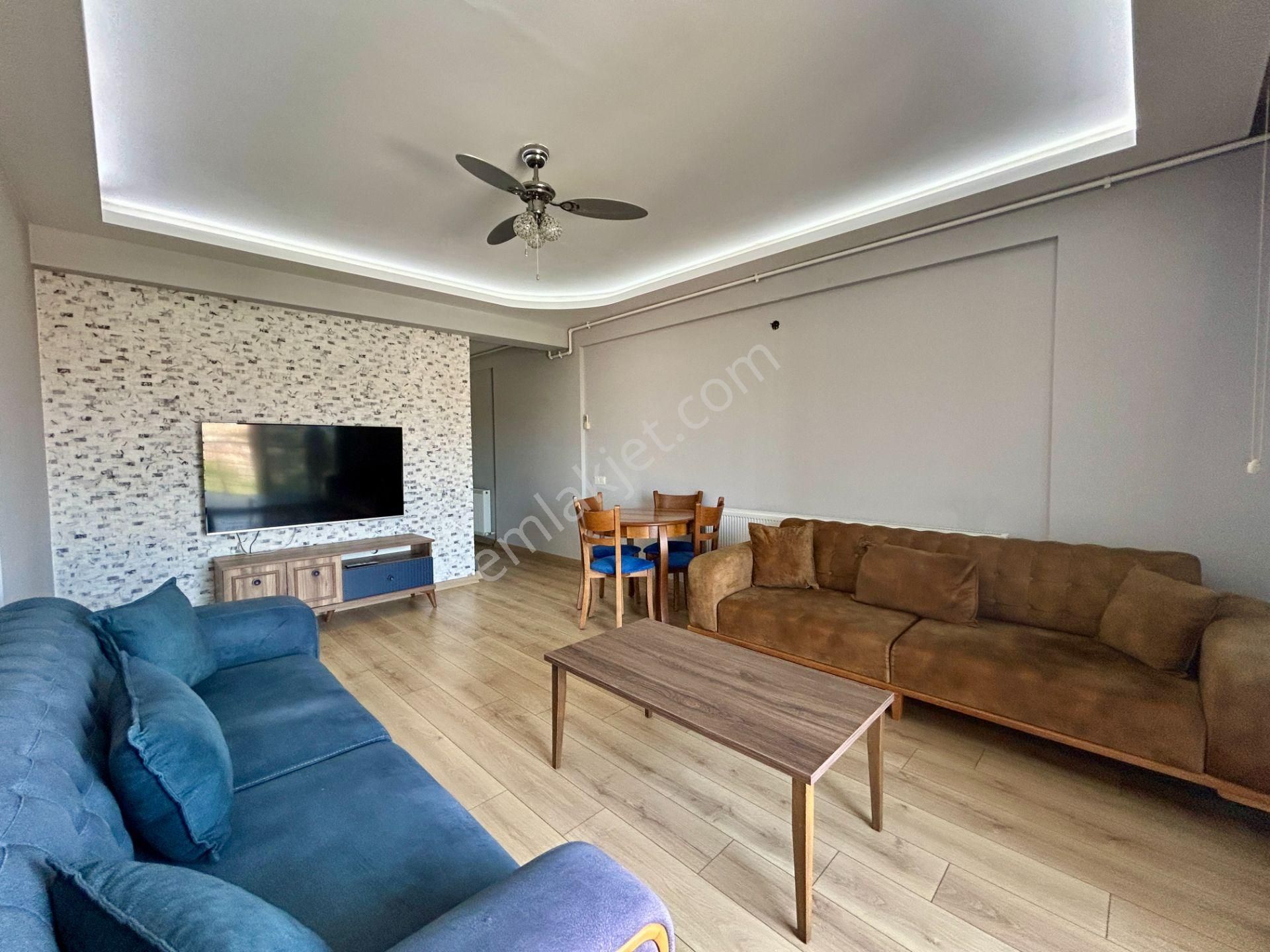 Kuşadası Kadınlar Denizi Mah. Deniz Manzaralı Eşyalı Kiralık 2+1 Çatı Dubleks