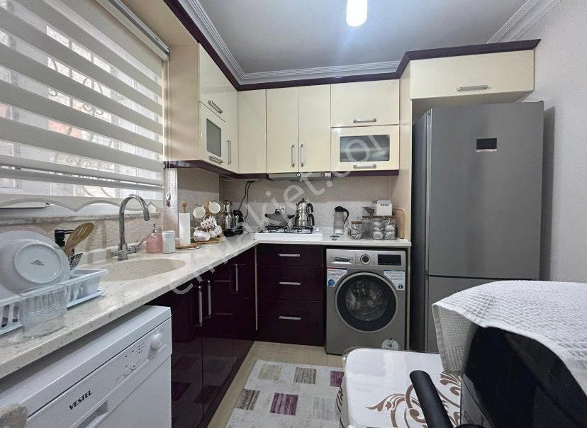 Didim Efeler Mahallesi Kullanışlı 1+1 Ayrı Mutfak Daire