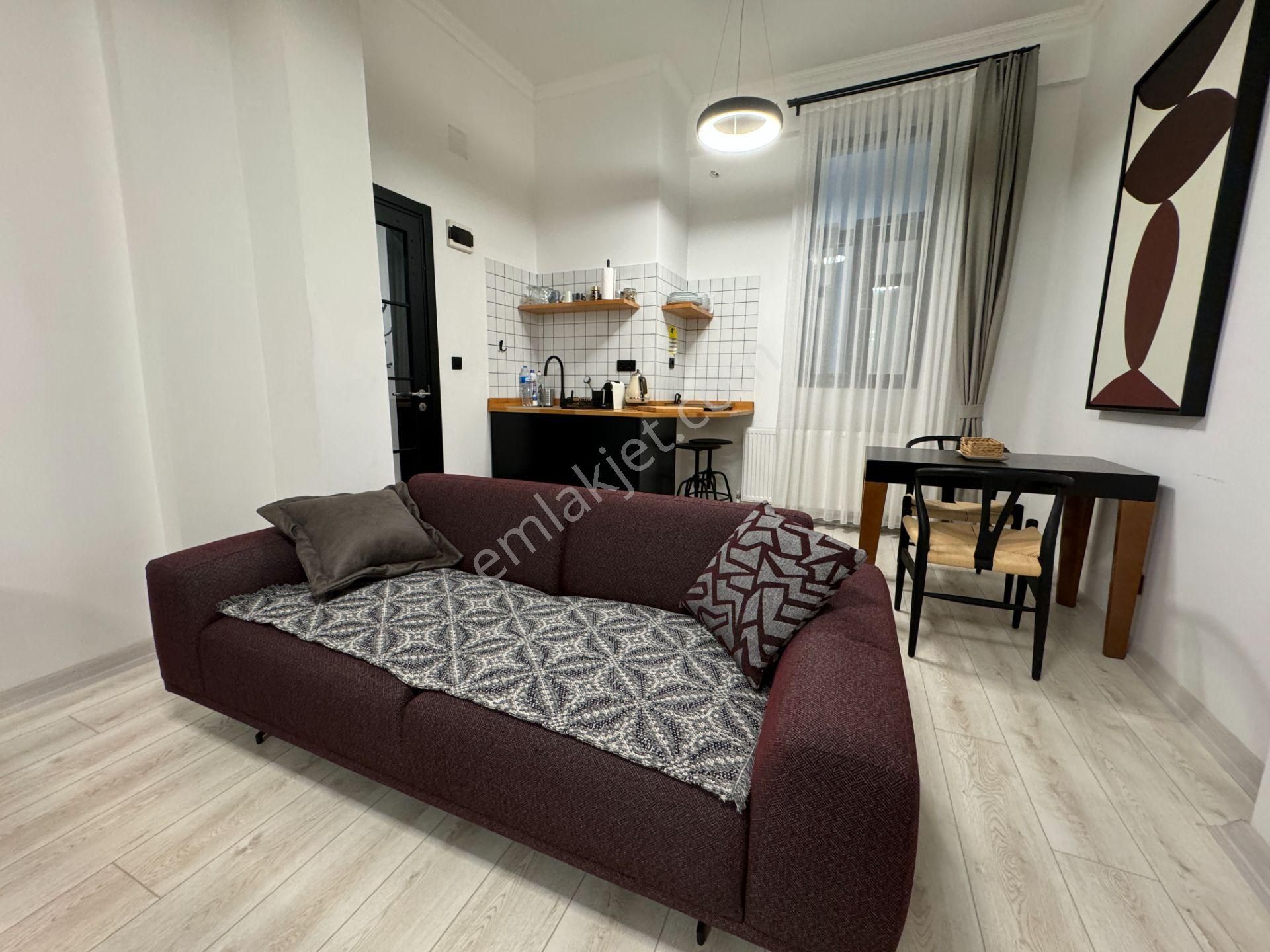 Şişhanede Galata Kulesine Yakın 1+0, 1+1, 2+1 Kiralık Lüks Daireler