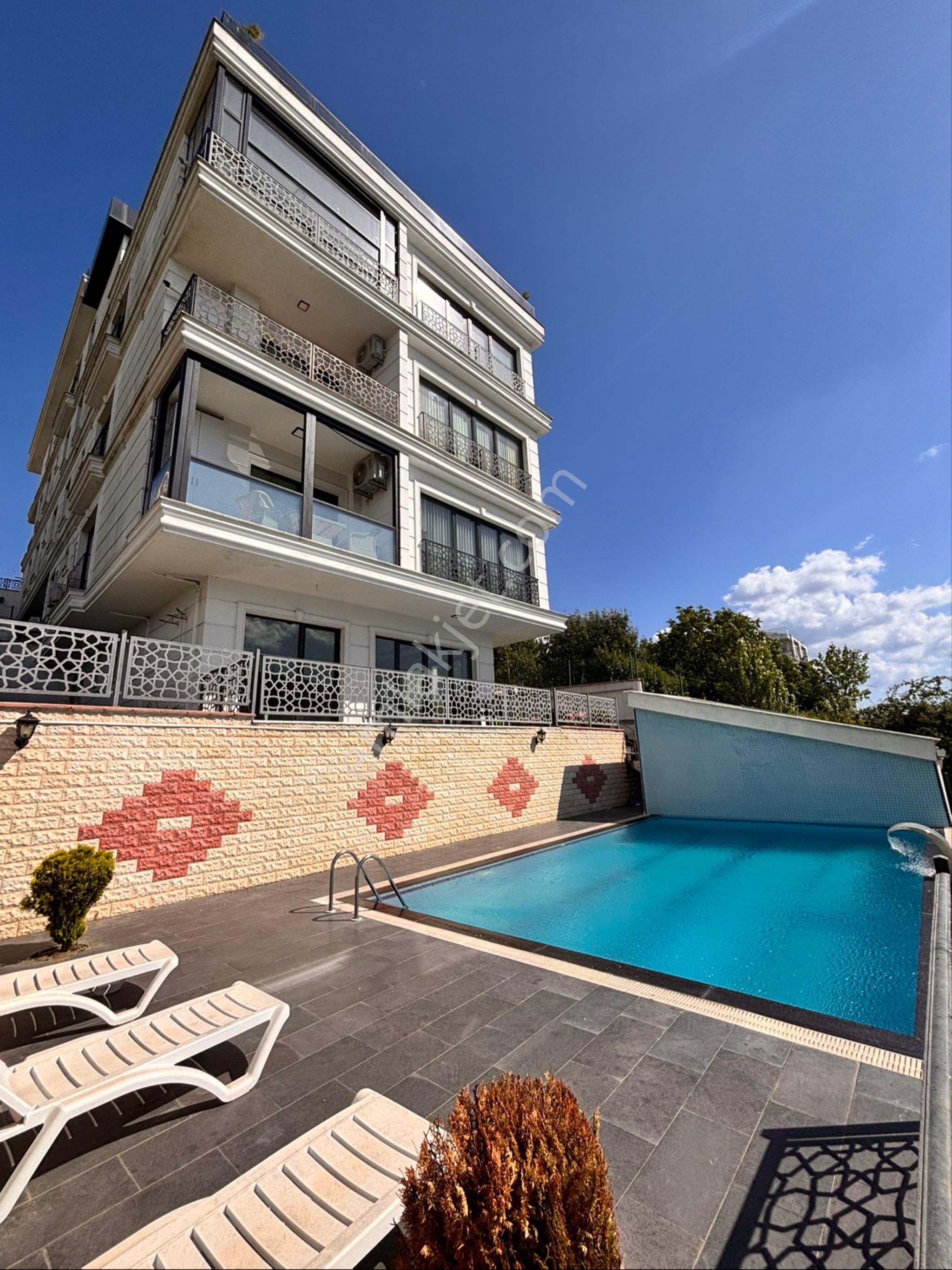 Hem Merkezi Hem Boş Sıfır Villa Tadında 3+1 Ful Deniz Manzaralı Daire