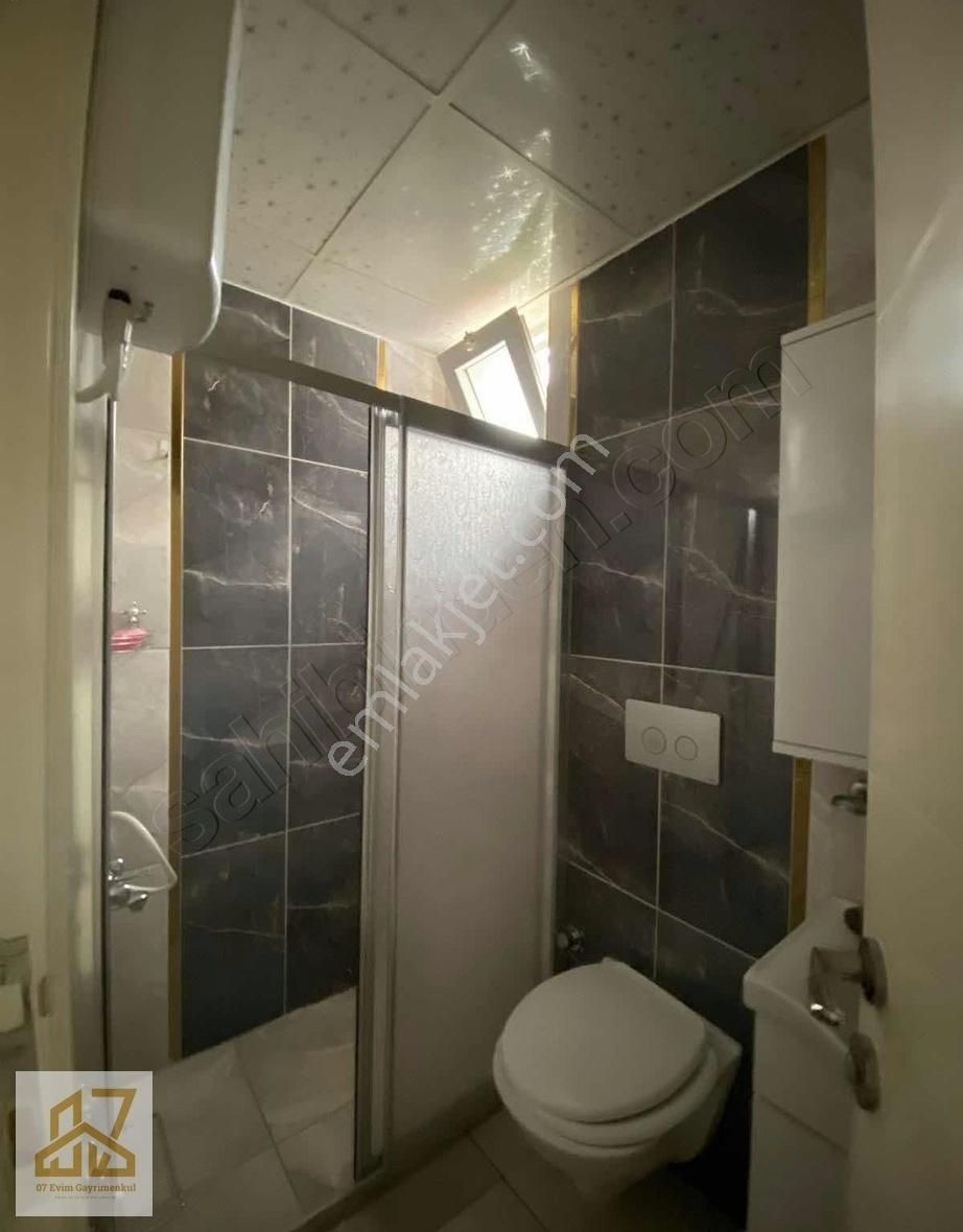 **siteiçi Yayırımlık Eşyalarıylahavuzlu Güvenlikli **