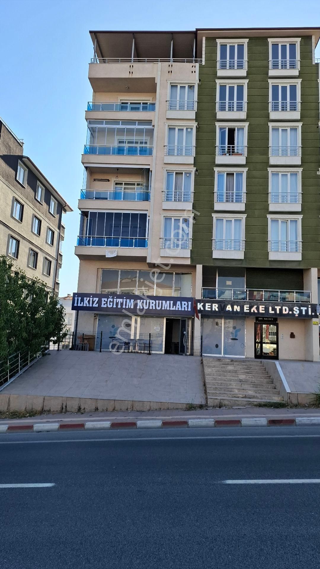 Tayin Sebebiyle Satılık Temiz Daire