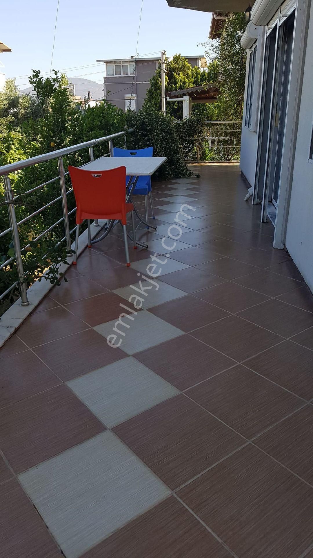 Urla Gülbahçede Denız Manzaralı Satılık 4 Katlı Villa - Görsel 5