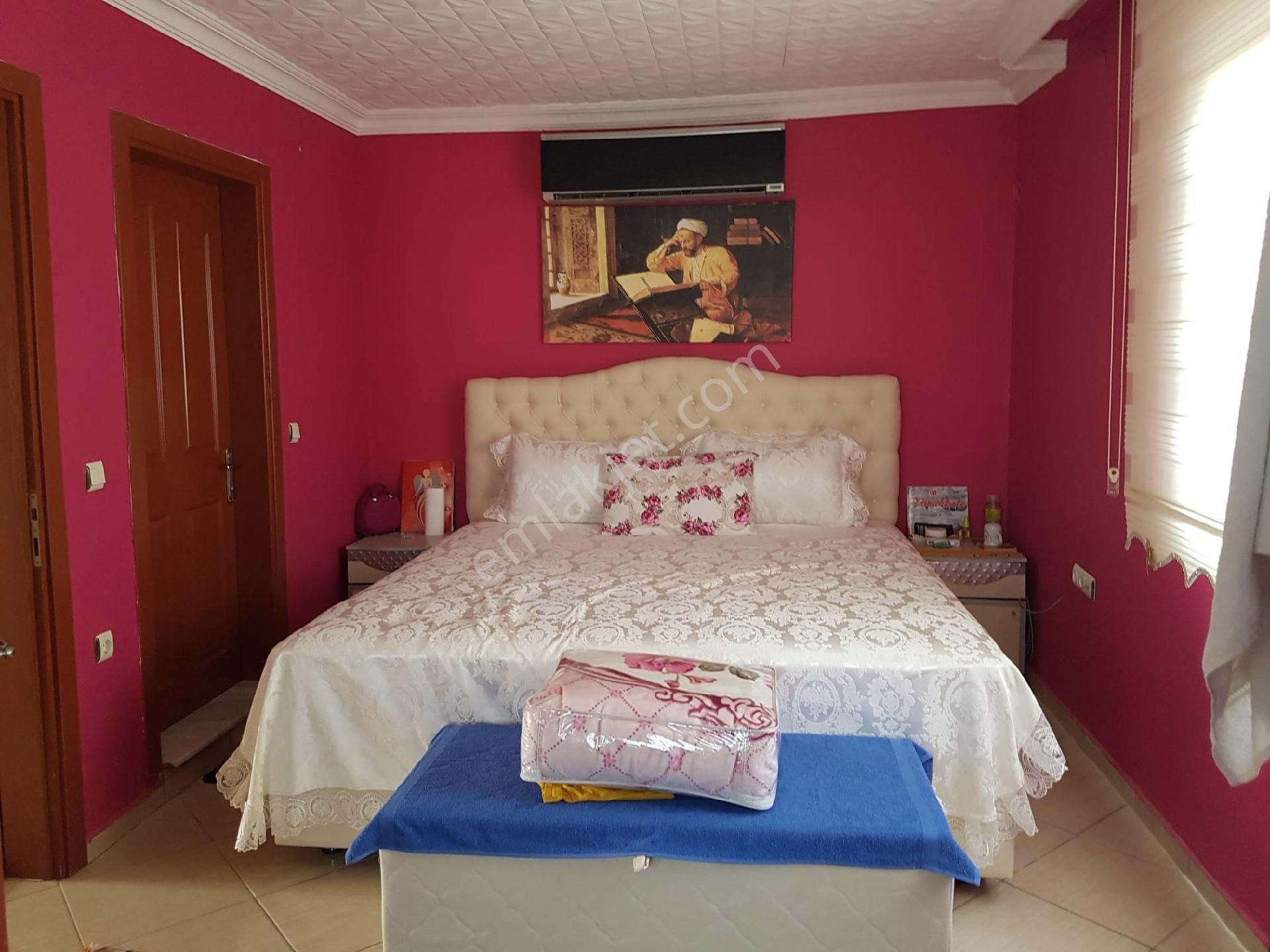 Urla Gülbahçede Denız Manzaralı Satılık 4 Katlı Villa - Görsel 24