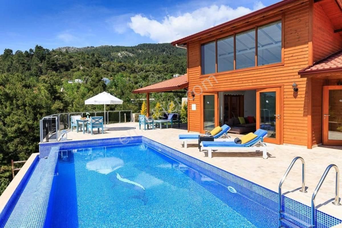 Antalya Kaş Lüks Kiralık Villa- Villa Tepeevi