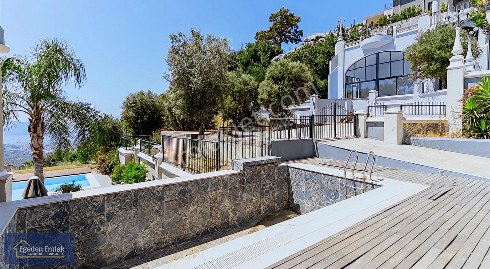 Egeden Emlak Marmaris Gökbel Satılık Deniz Manzaralı Lüks Villa - Görsel 32