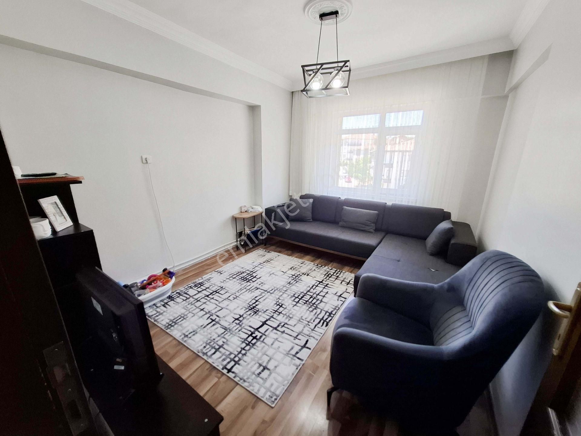 Uzman Emlak'dan İncirli Mh'de Cadde Yakını Katta Full Yapılı Manzaralı,güneşli Bağımsız 3+1 Daire - Görsel 12