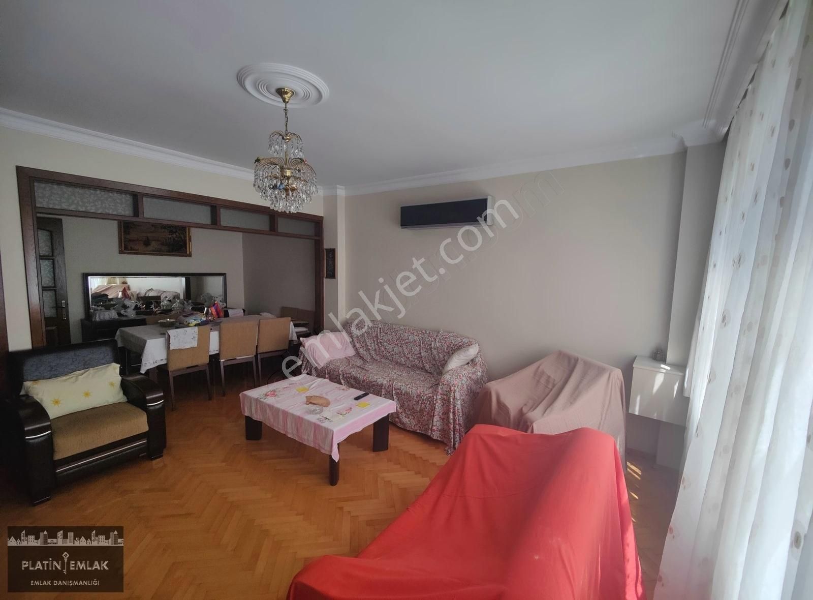 Platin Emlak'tan Yenimahalle'de Satılık 1+1 Daire