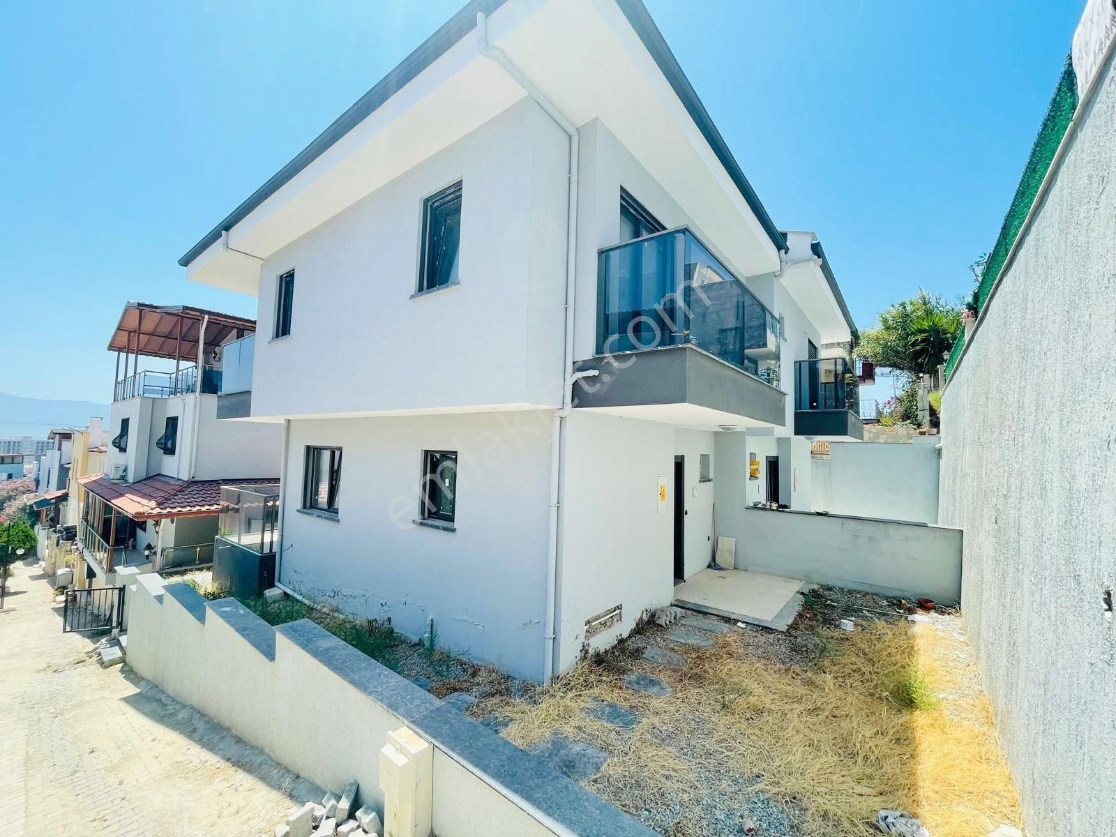 Kadınlar Denizi Sıfır Dublex Villa
