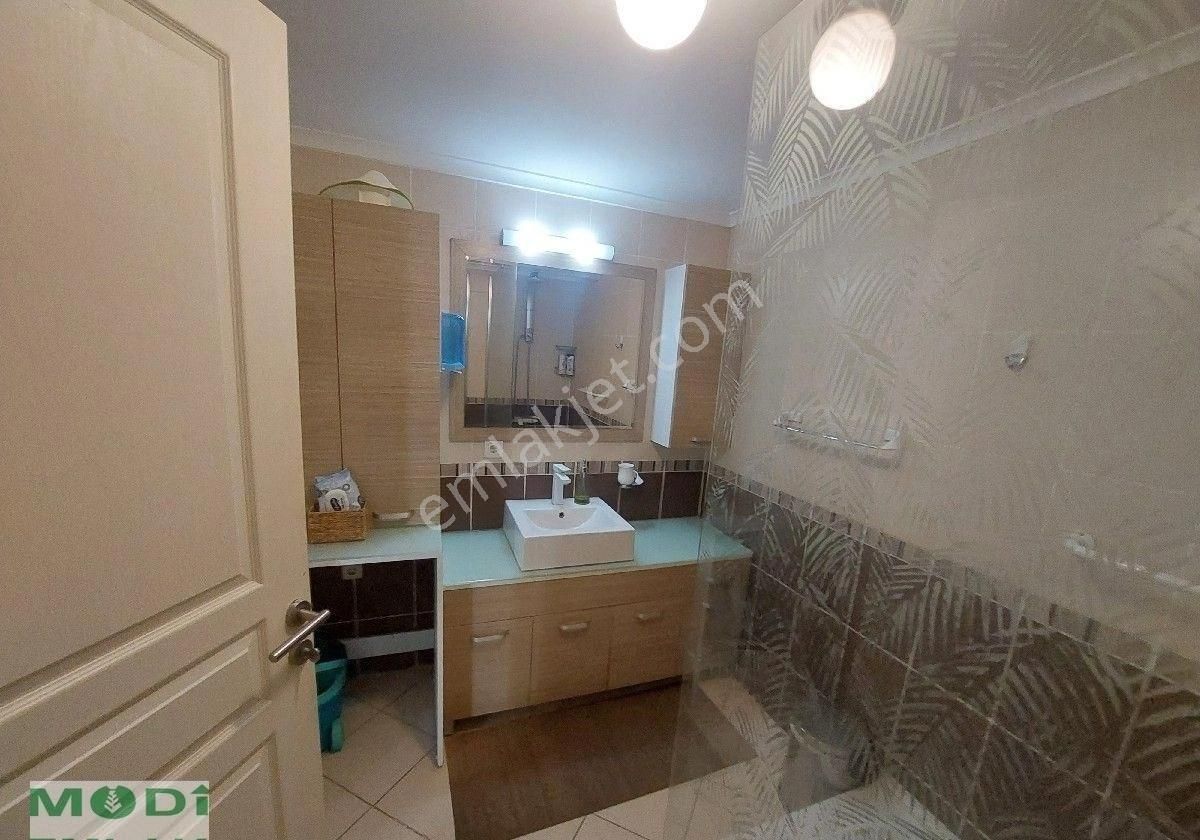 Moda Sahile Yakın Asansörlü Otoparklı Satılık 3+1 Ofis Daire - Görsel 9