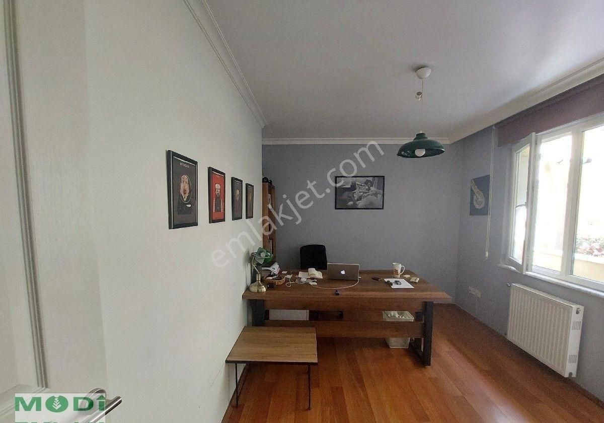 Moda Sahile Yakın Asansörlü Otoparklı Satılık 3+1 Ofis Daire - Görsel 6