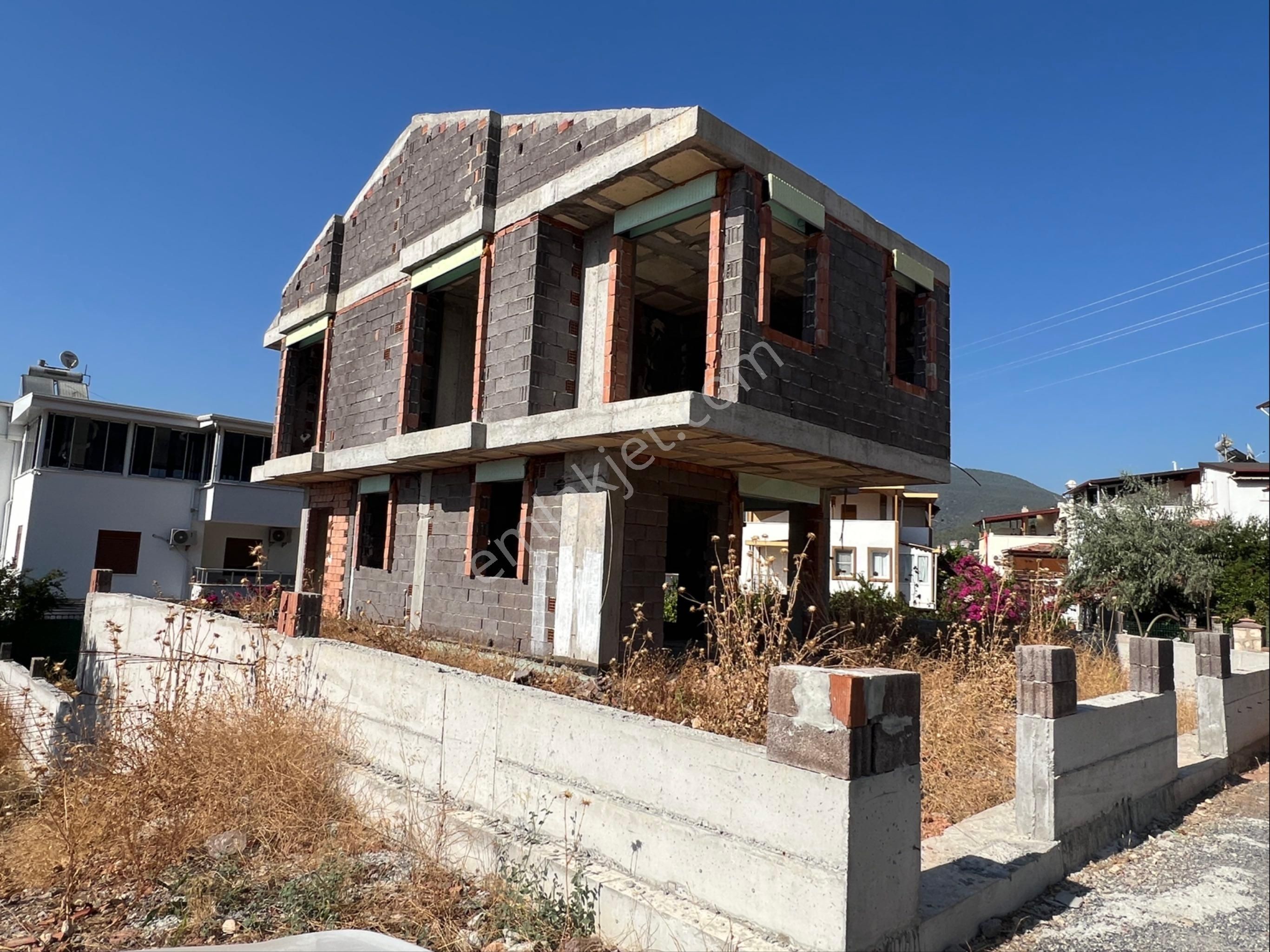 Alatlı Emlaktan Akbükte 1 Villa Parasına 2 Villa İnşaat Halinde Satılık - Görsel 3