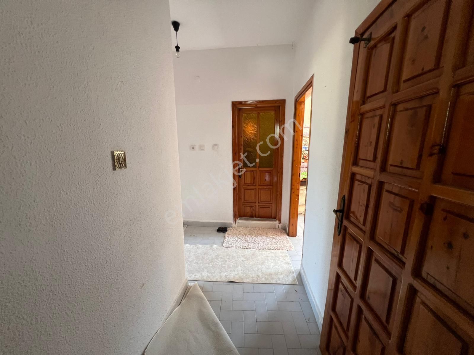 Arve'den Bekir Alanında 3 Katlı Ev Ve 1520 M² Arsayla Eşsiz Fırsat! - Görsel 9
