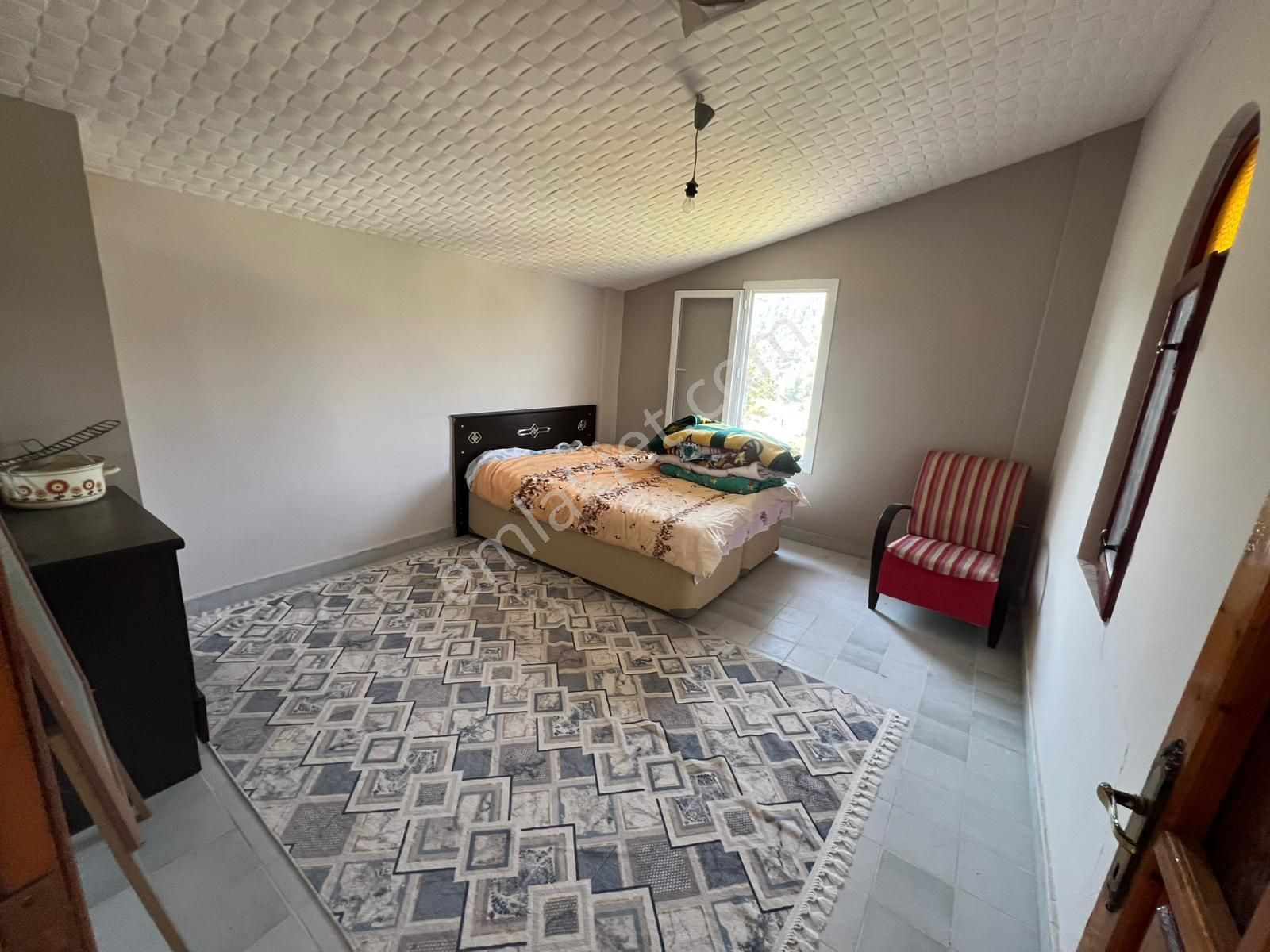 Arve'den Bekir Alanında 3 Katlı Ev Ve 1520 M² Arsayla Eşsiz Fırsat! - Görsel 6