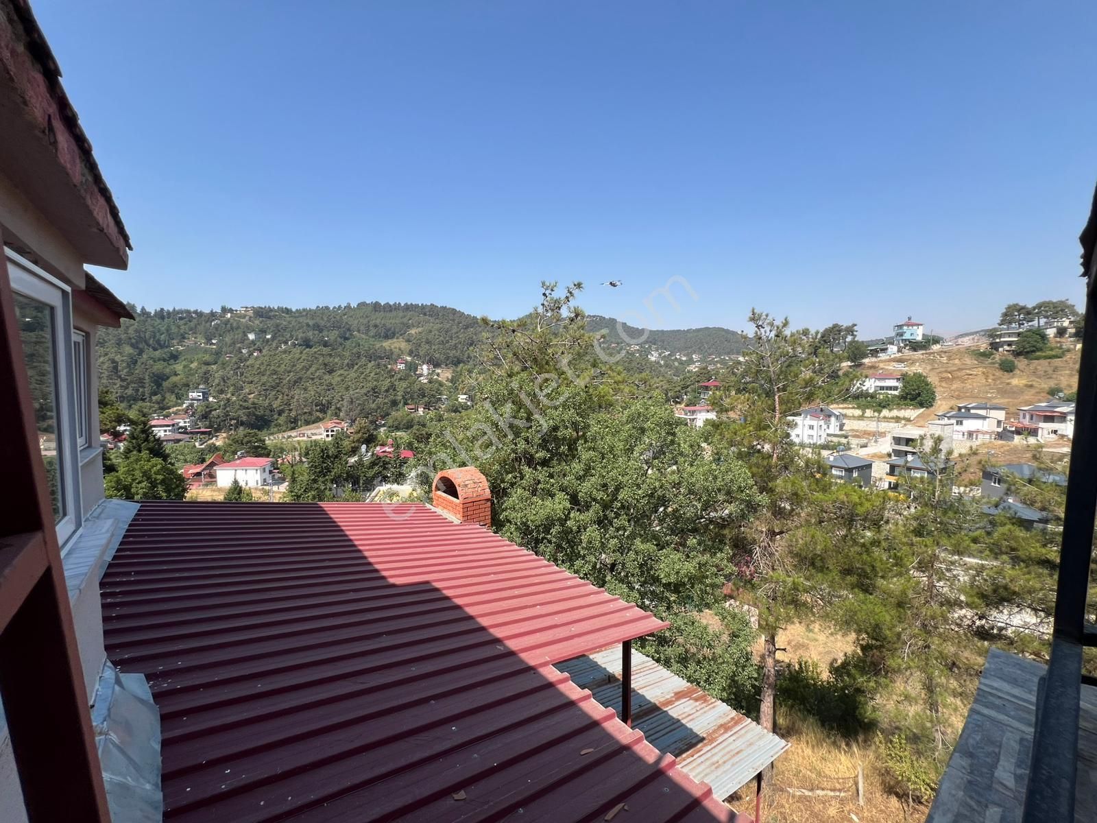 Arve'den Bekir Alanında 3 Katlı Ev Ve 1520 M² Arsayla Eşsiz Fırsat! - Görsel 4