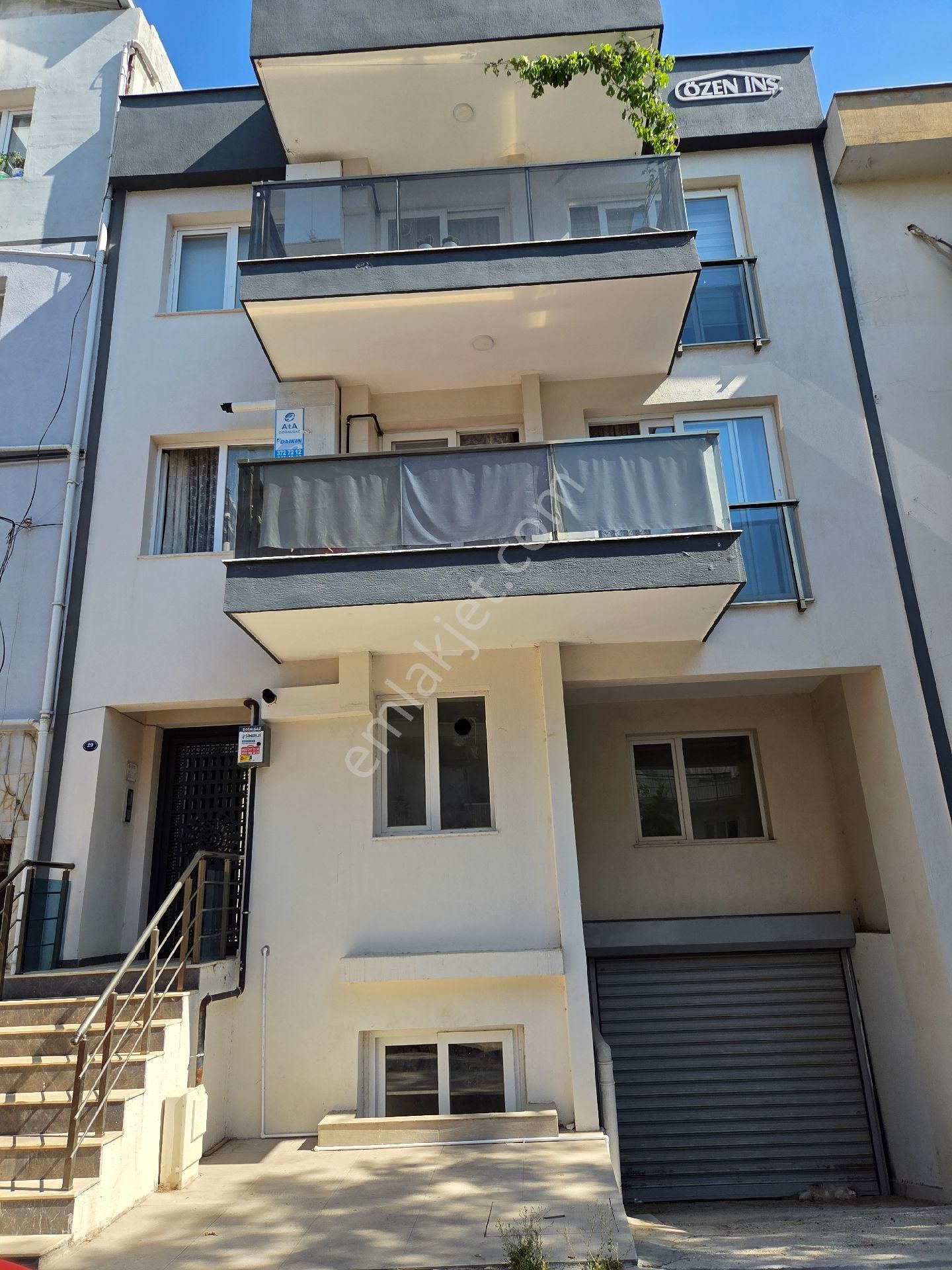 Ege Üni Dibinde 2+1 Sıfır Bina Dublex Kiralık Daire