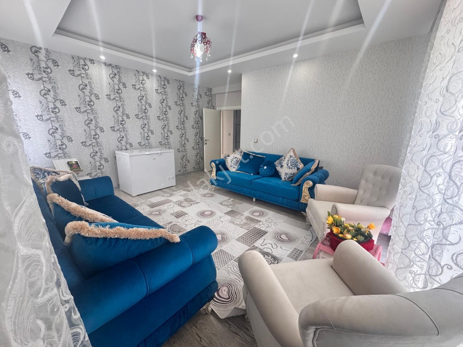 Makro Life Gayrimenkulden Bağcılar Makina İkmal Arkası Satılık Fırsat 3+1 Daire