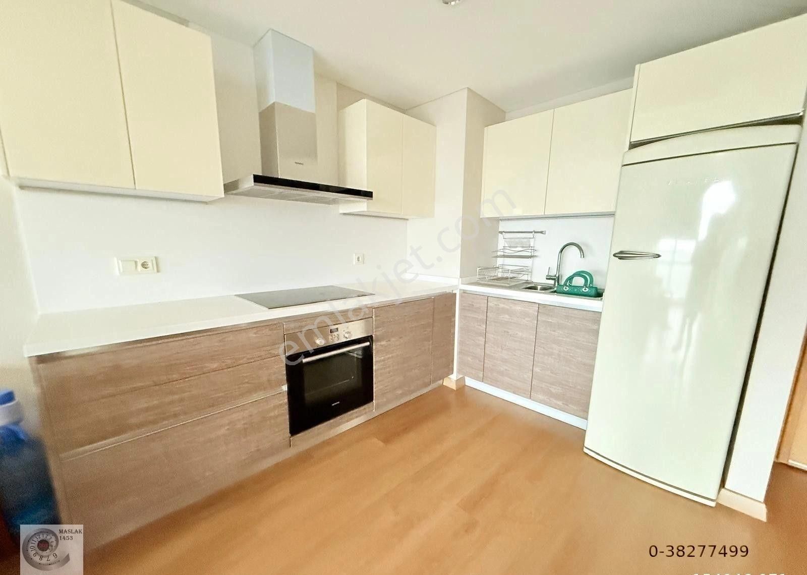 5 Levent Rezidens Satılık 1+1 ***boş*** Balkonlu Yüksek Kat