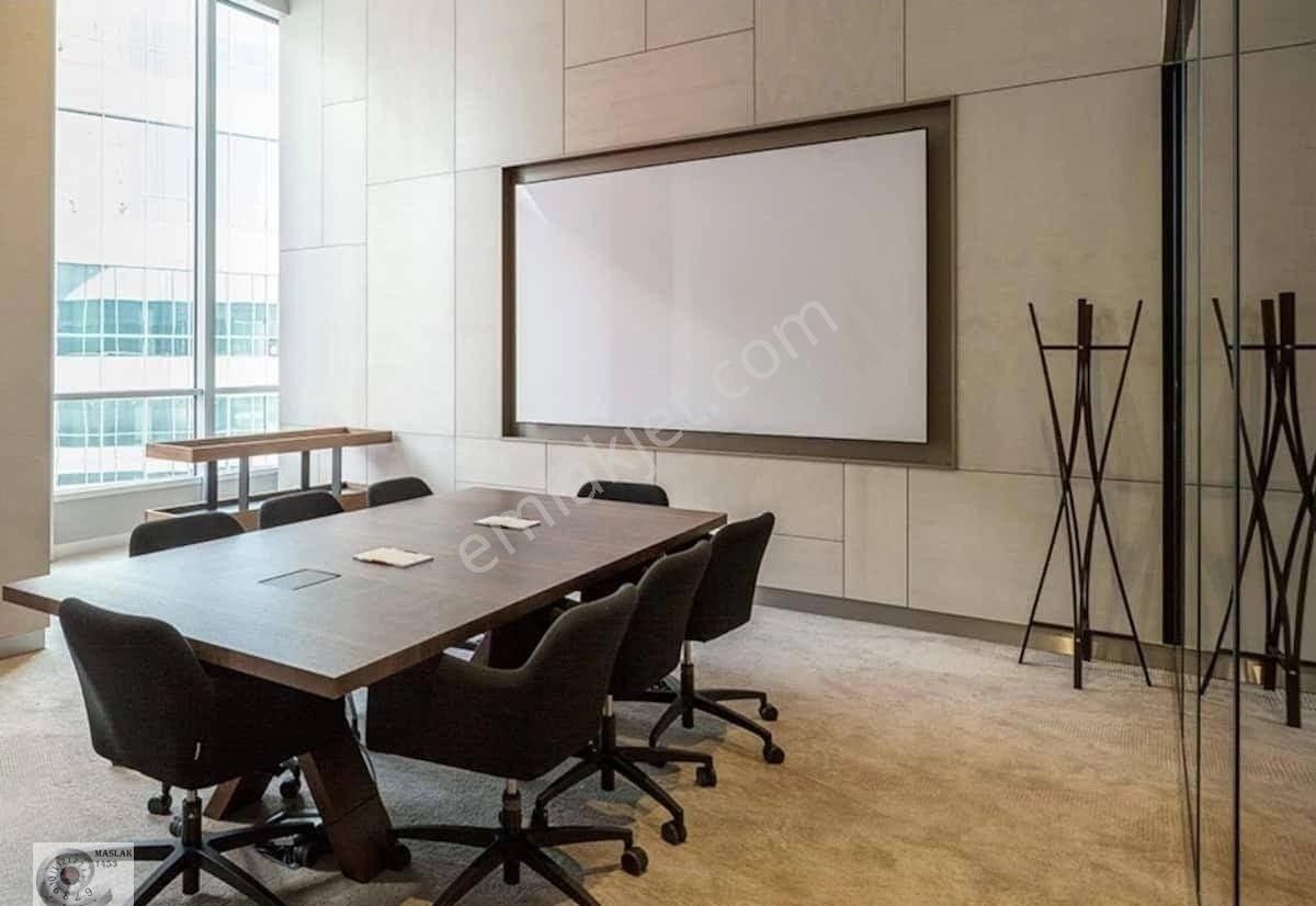 Maslak 42'de 1+1 121 M2 Hemen Teslim Ofis & Konuta Uygun Daire