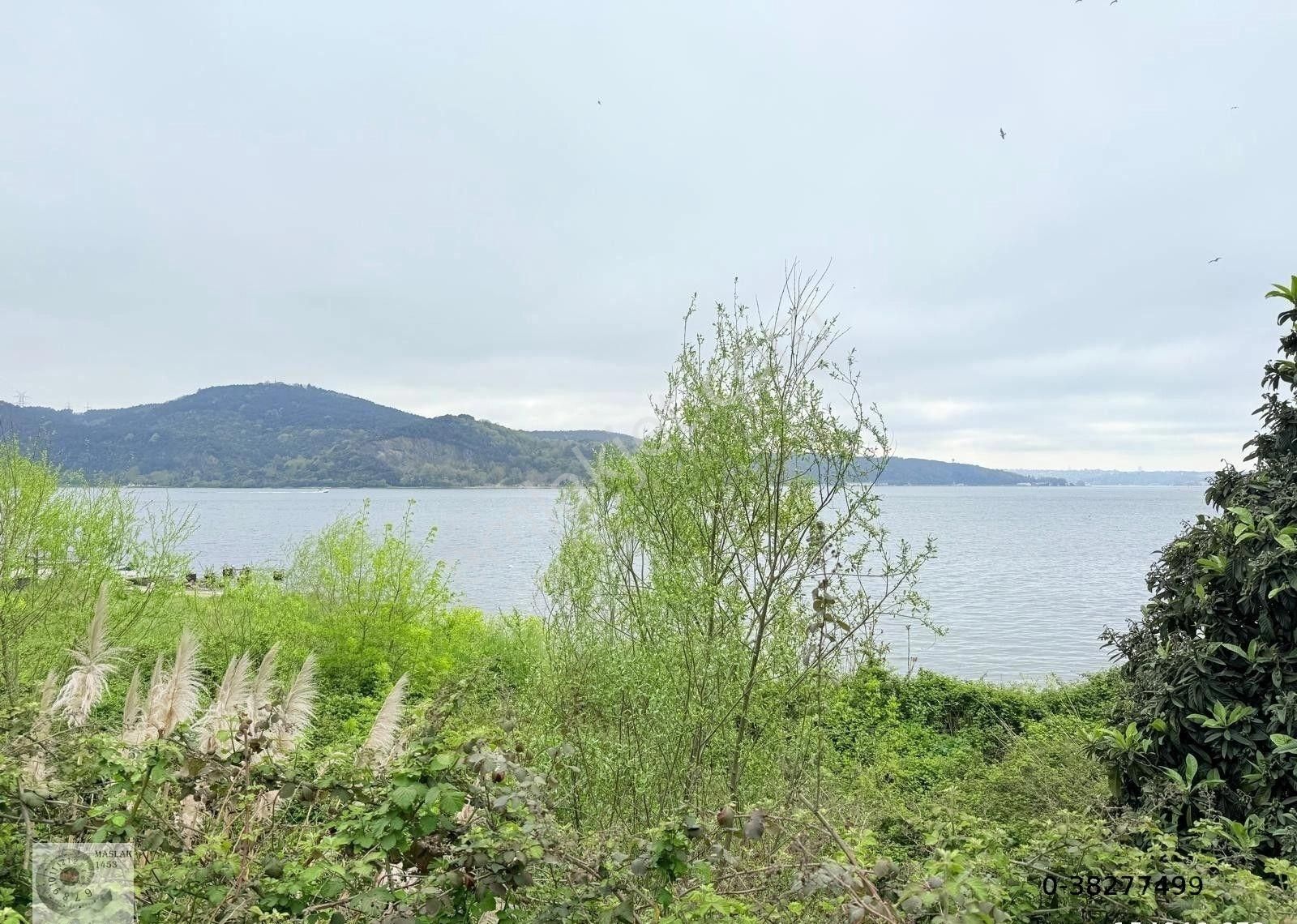 Sarıyer De Her Katdan Deniz Manzaralı Satılık 3 Katlı Yalı