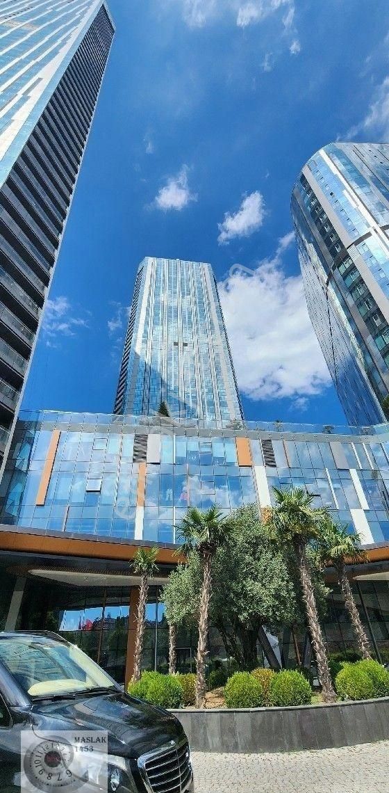 Vadistanbul Bölgesi Skyland Resıdence Satılık 4+1 Penthouse