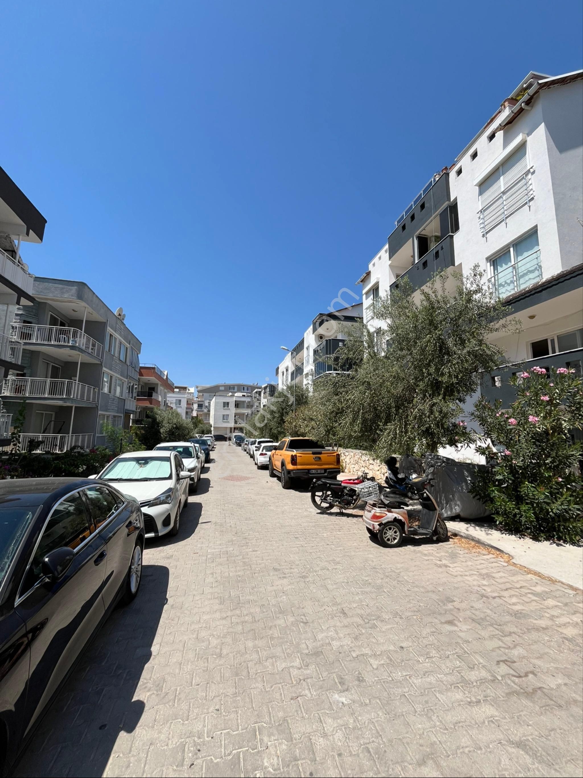 Didim Liman Yolu Mevkiinde Havuzlu 3+1 Dubleks Daire - Görsel 3