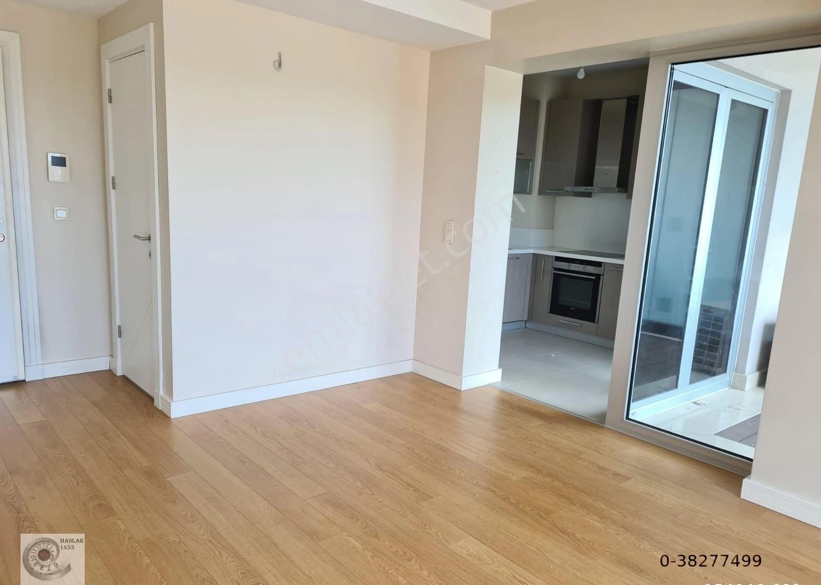 Ağaoğlu Maslak Myhome Sitesinde Boş Satılık 1+1 Daire