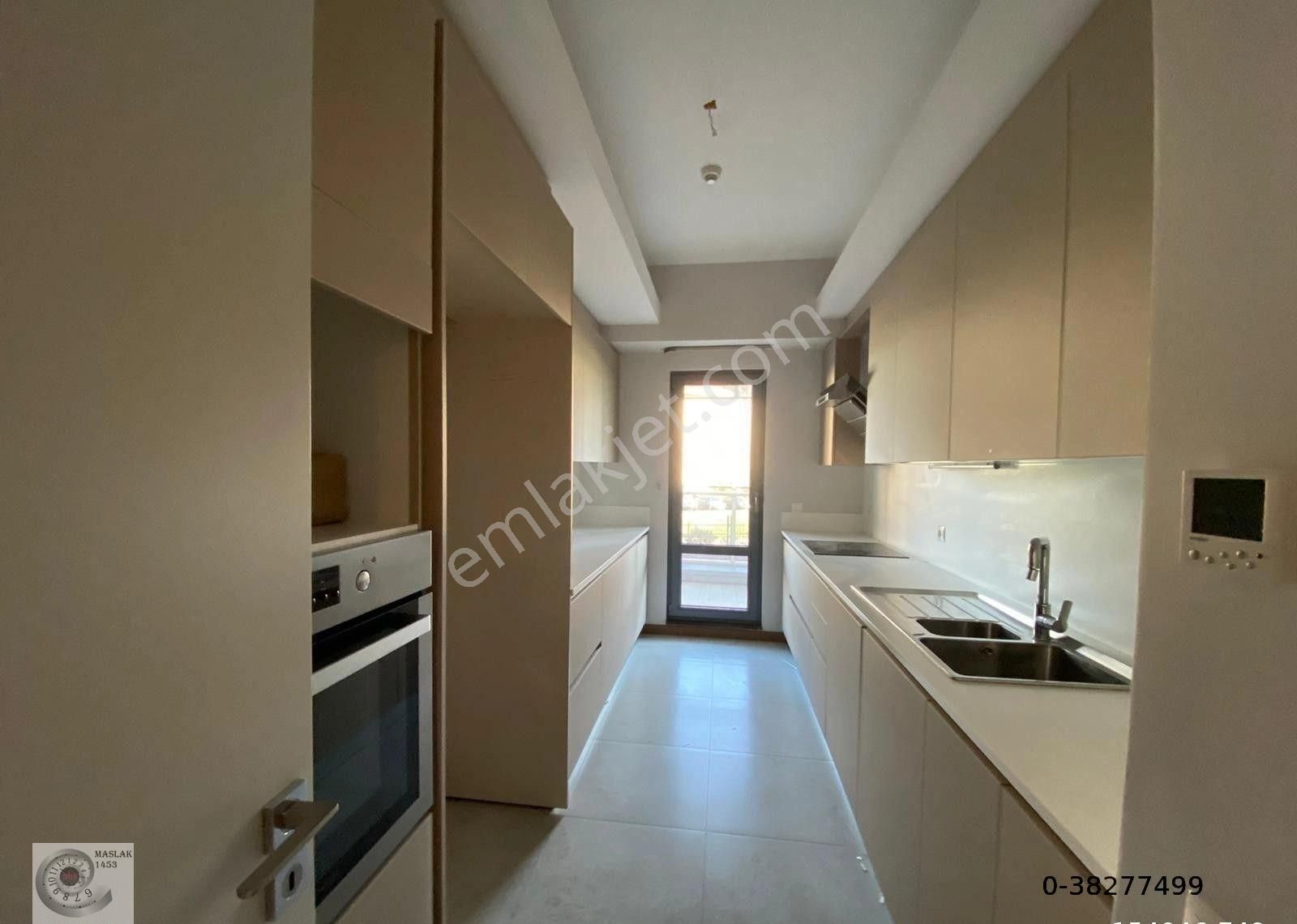 Maslak 1453 Resıdence 3.5+1 Satılık Boş Yüksek Kat***keyifli Daire***
