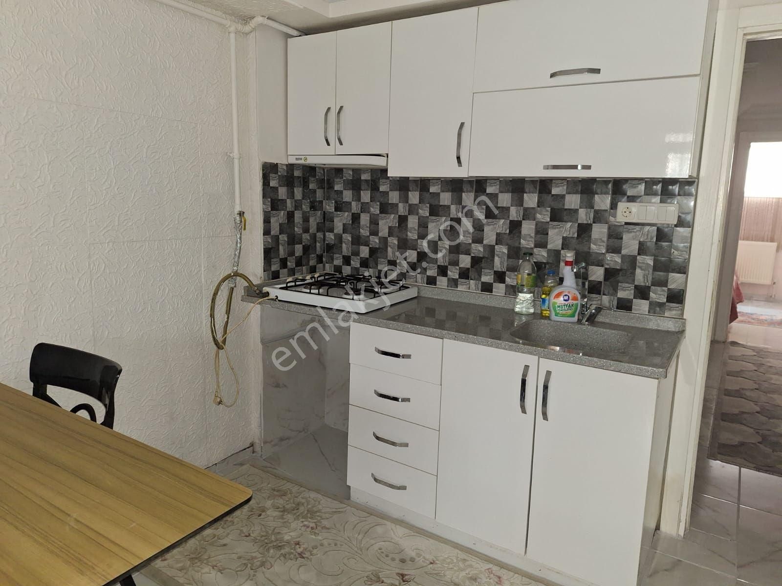 Canyapı'dan Paşa Camii Yakınında 1+1 Eşyalı Daire