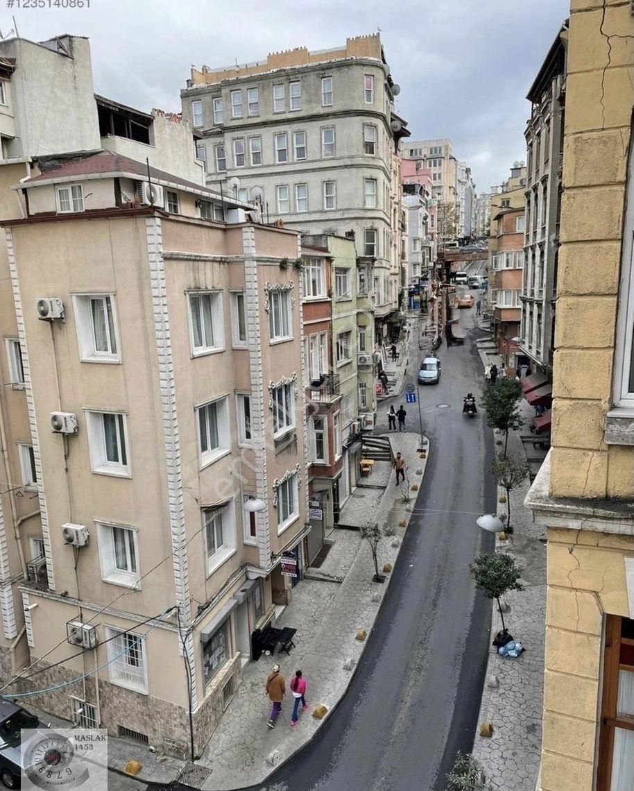 Fırsat! İstiklal Caddesi'ne 10dk Yürüme Mesafesinde Satılık Bina