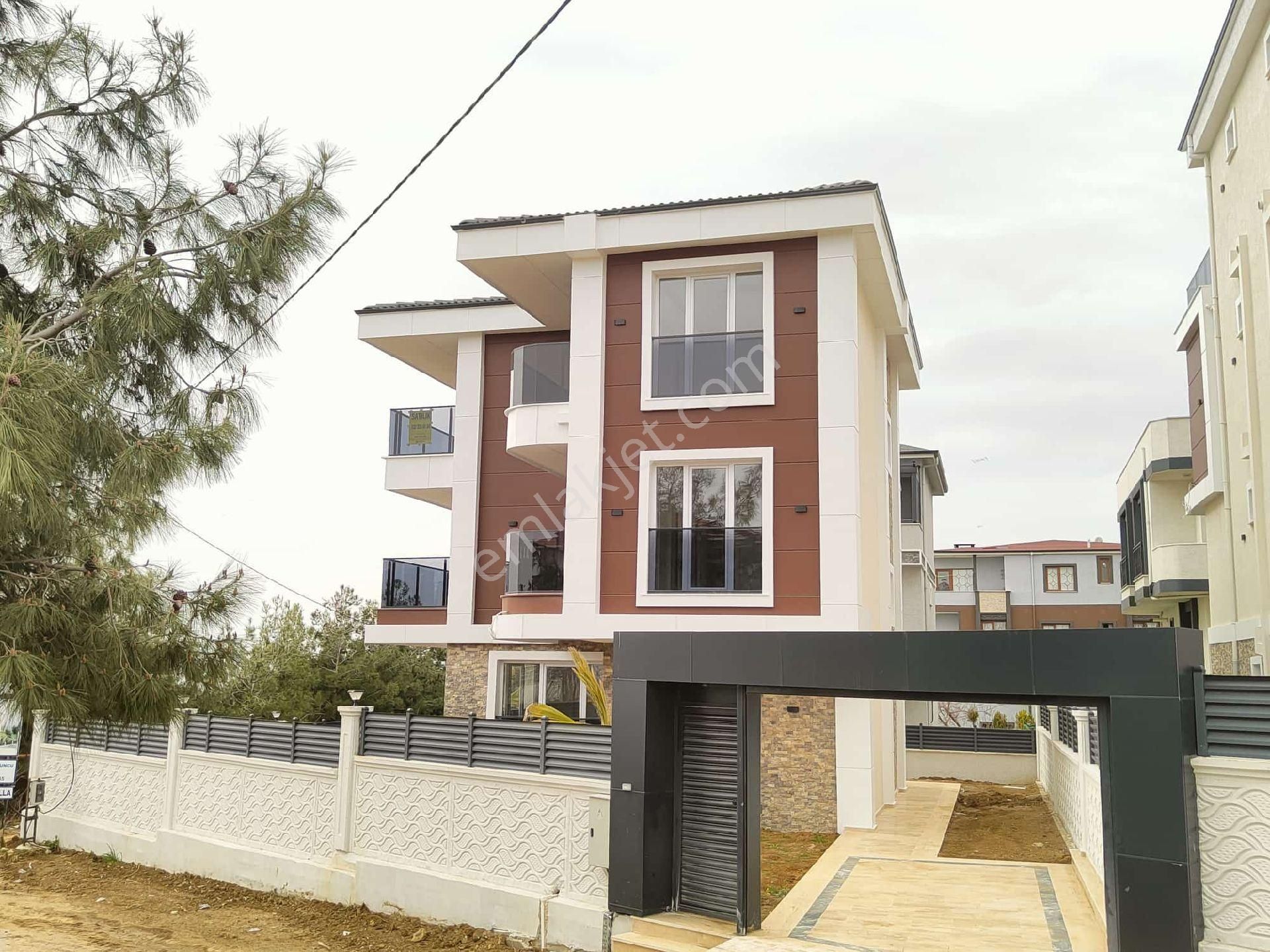 M.ereğlisi Dereağzı Sıfır Havuzlu Ultra Lüks Denize Sıfır Villa - Görsel 2