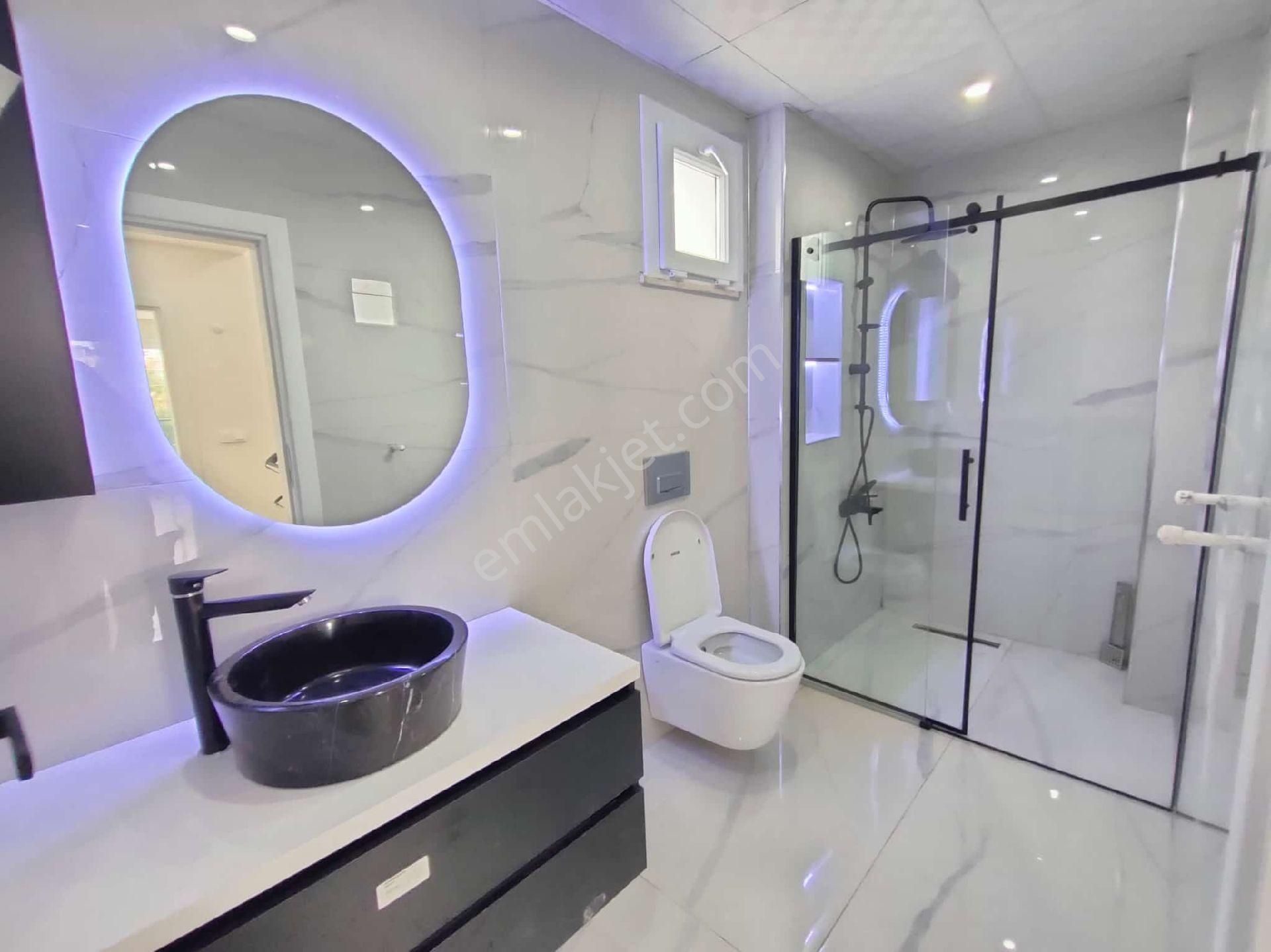 M.ereğlisi Dereağzı Sıfır Havuzlu Ultra Lüks Denize Sıfır Villa - Görsel 15