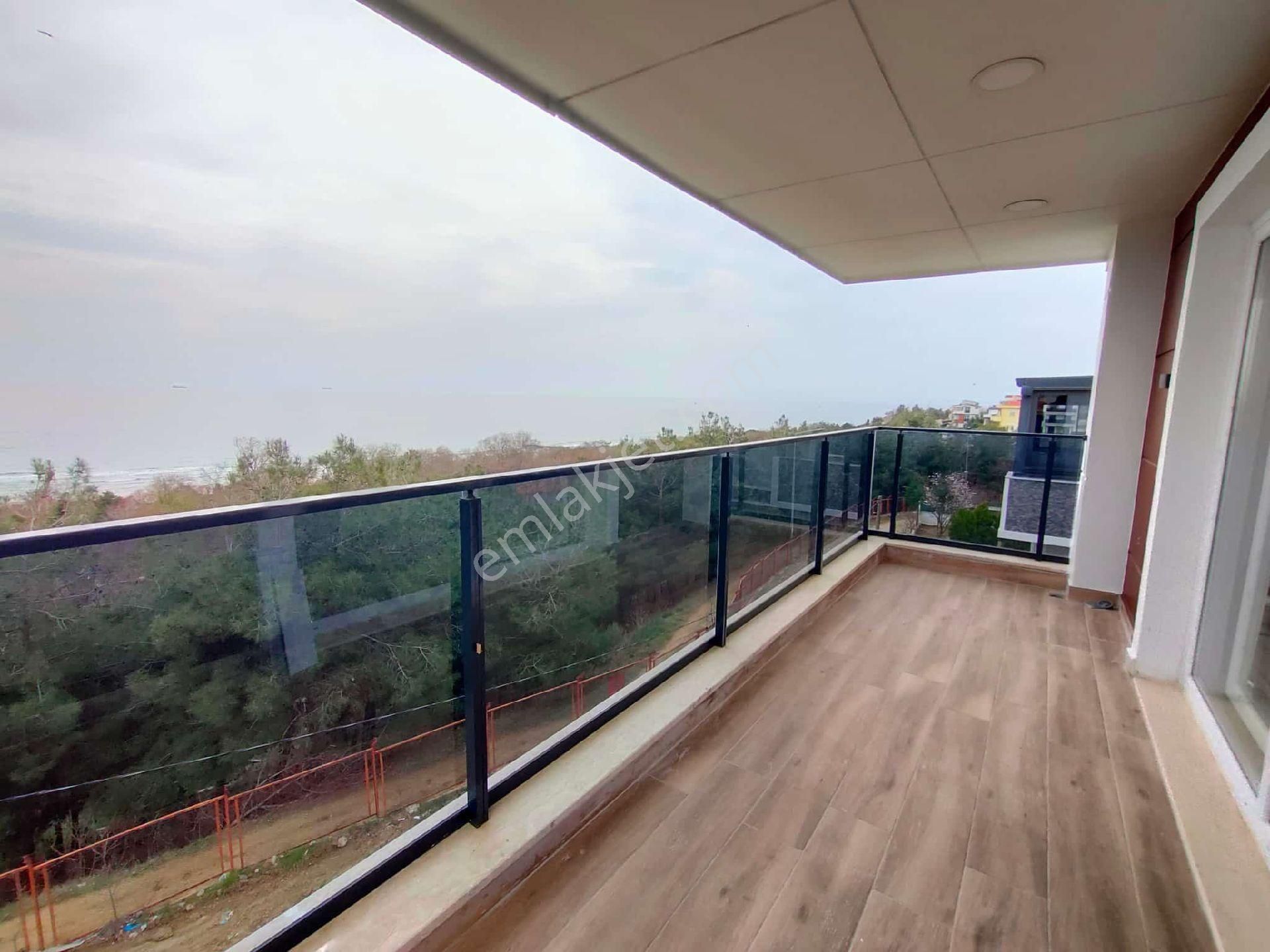 M.ereğlisi Dereağzı Sıfır Havuzlu Ultra Lüks Denize Sıfır Villa - Görsel 13